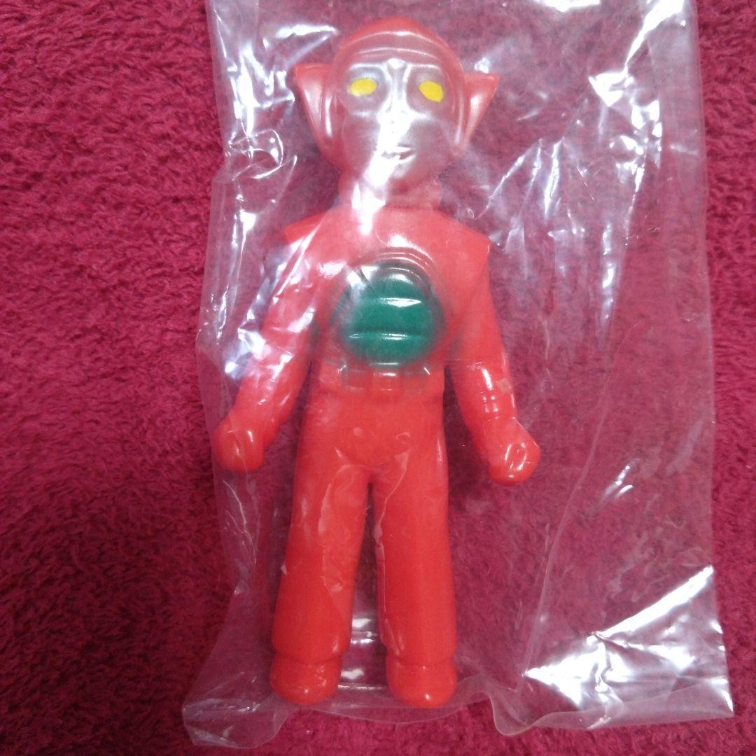Ultraman Shadow Alien Bullmark Type Monster Series M1 New/Unopened