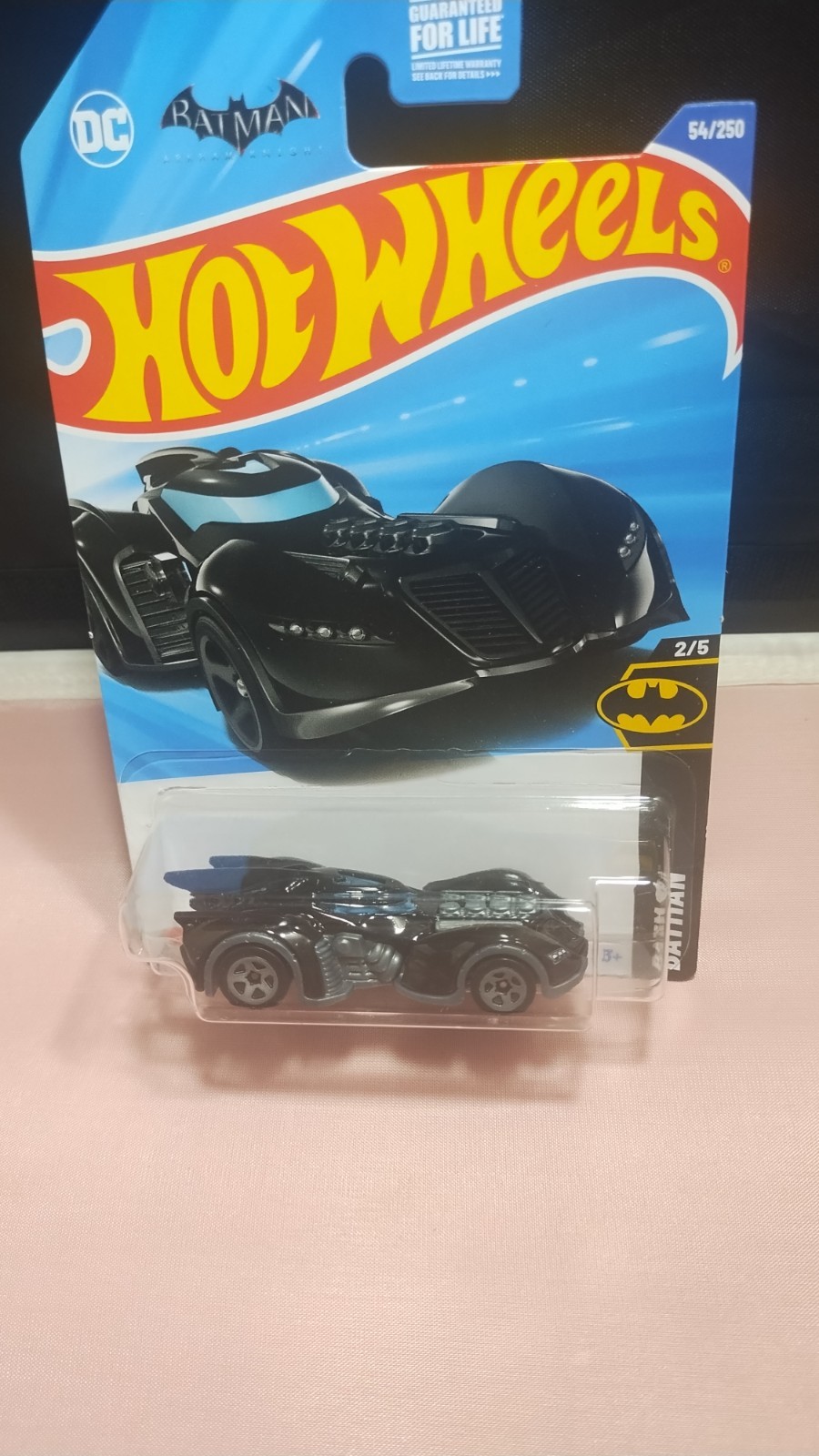 Hot Wheels Batman: Arkham Asylum Batmobile Batman #2/5 Black Diecast 1:64 Scale