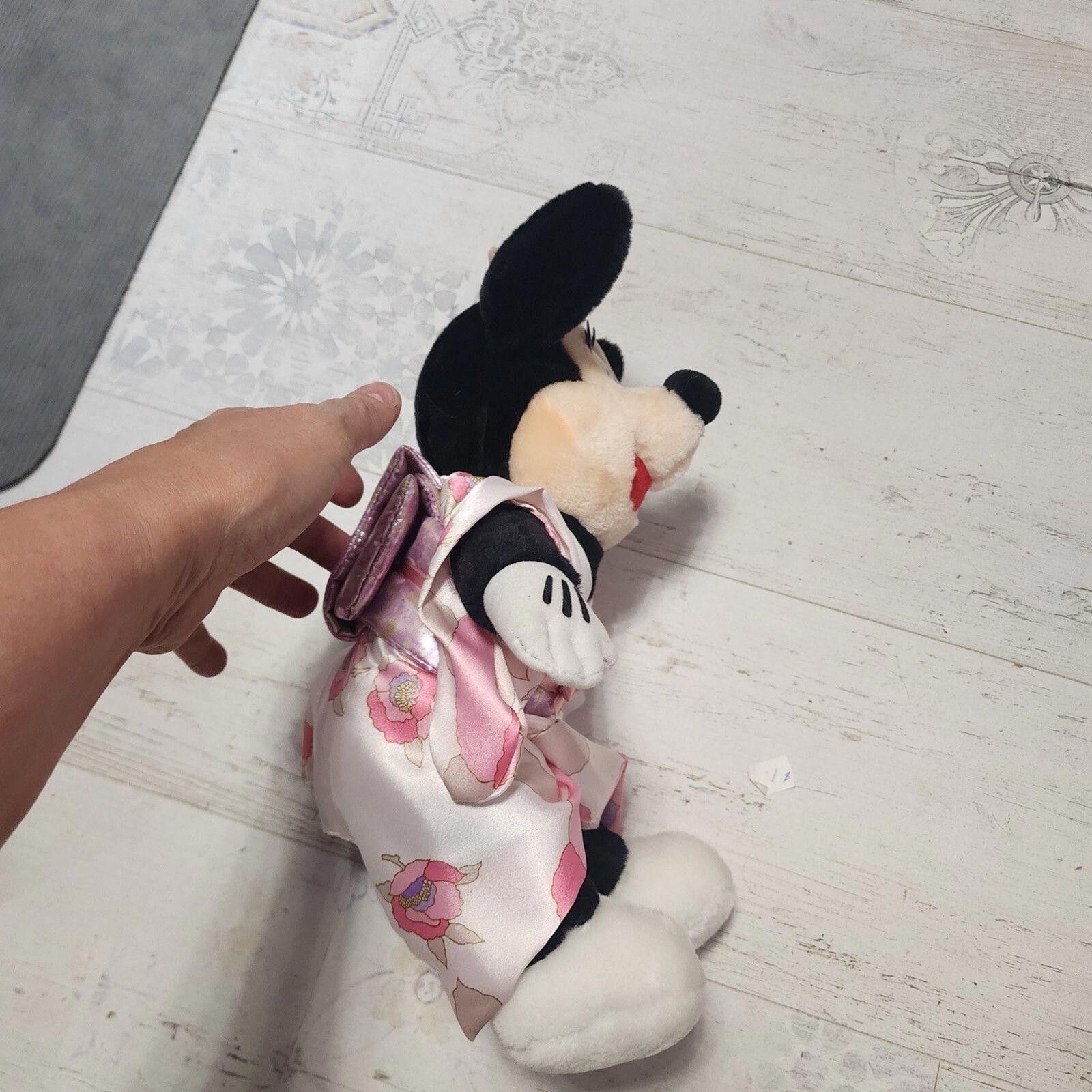 NWT VINTAGE Disneyland Minnie Mouse Kimono Plush Stuffed Animal Walt Disney