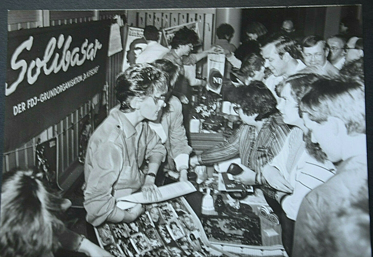 50823 Photo Postcard Solidarity Bazaar With Various Participants NVA DDR