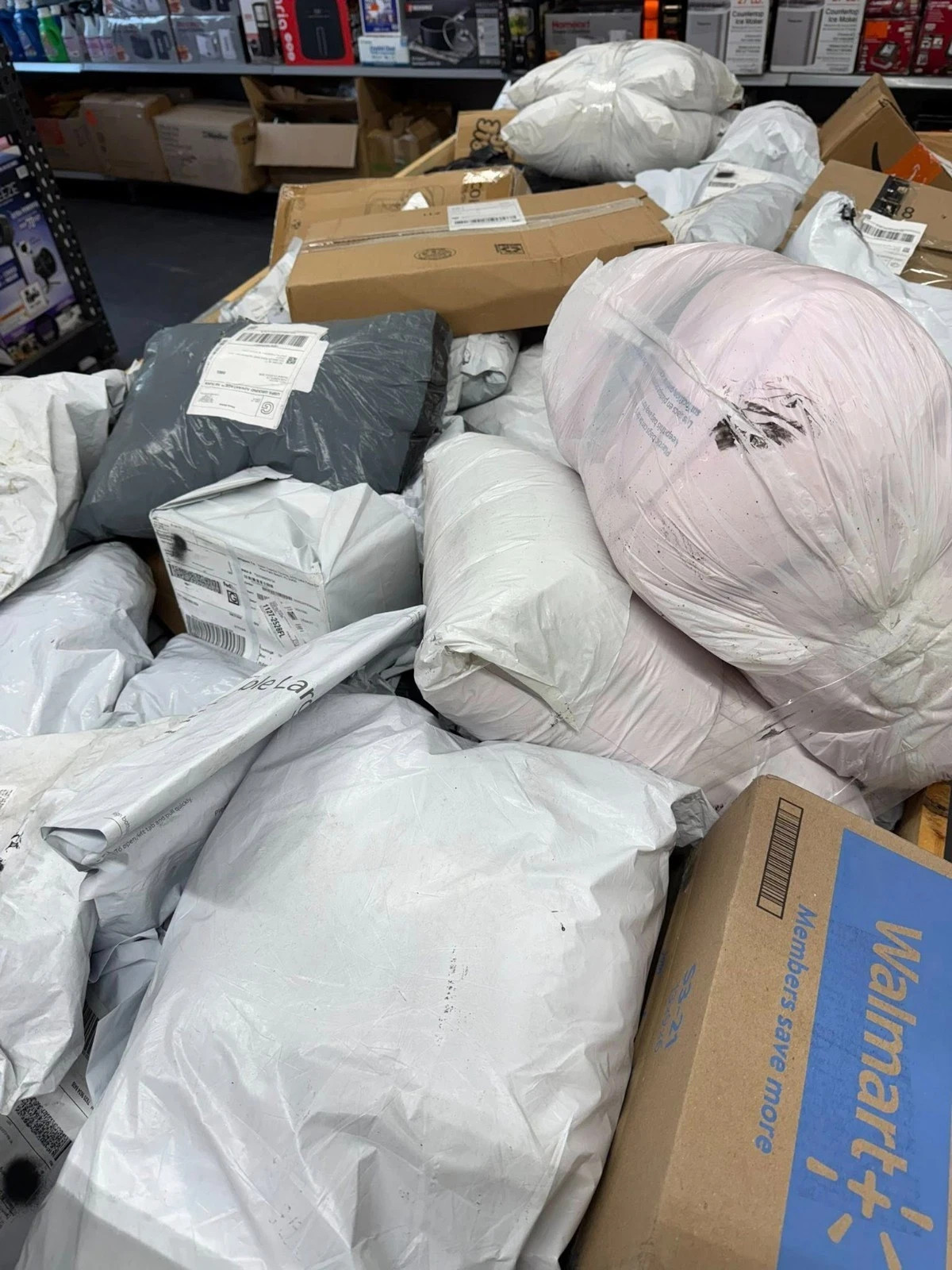 Mega Liquidation Bundle – New Overstock Items for Bulk Buyers