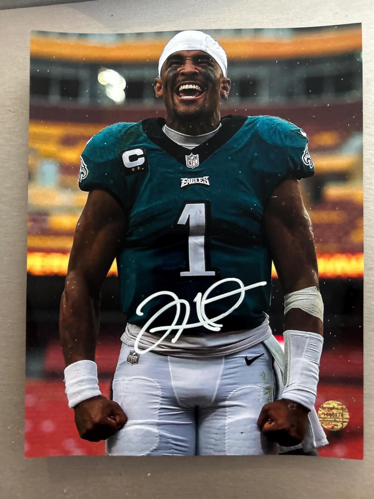 Jalen Hurts Signed Autographed Philadelphia Eagles 8×10 Photo COA