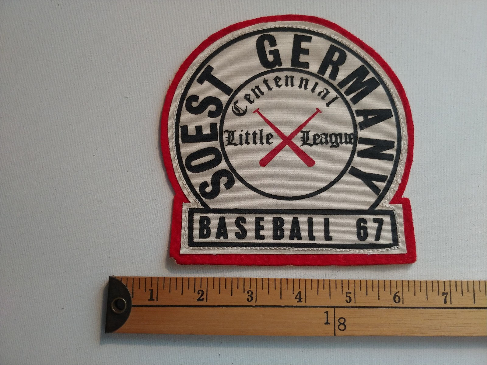 * 1967 GERMANY GERMAN SOEST LITTLE LEAGUE BASEBALL PATCH CREST BADGE ECUSSON *