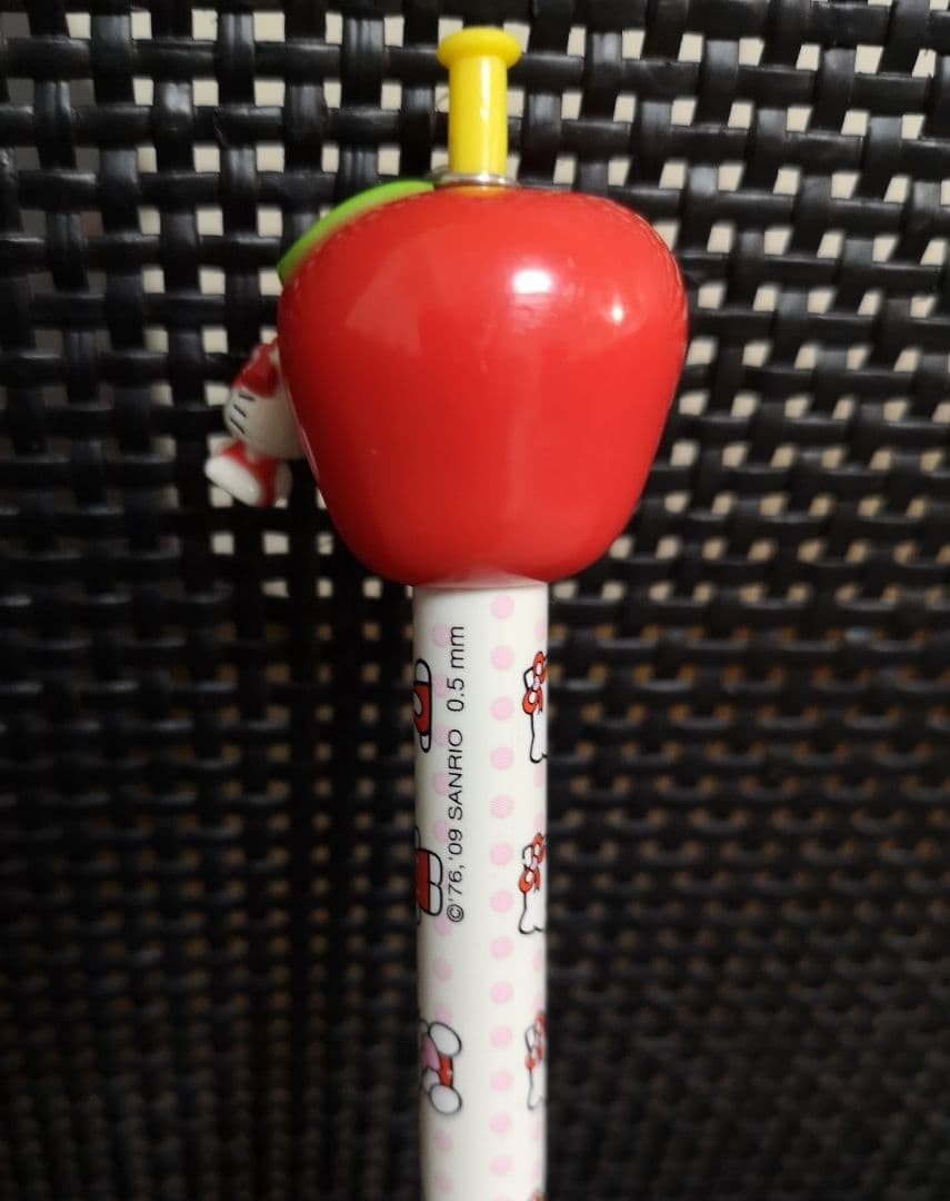 Rare Hello Kitty Apple Ribbon Mechanical Pencil 2009 Sanrio Collectible