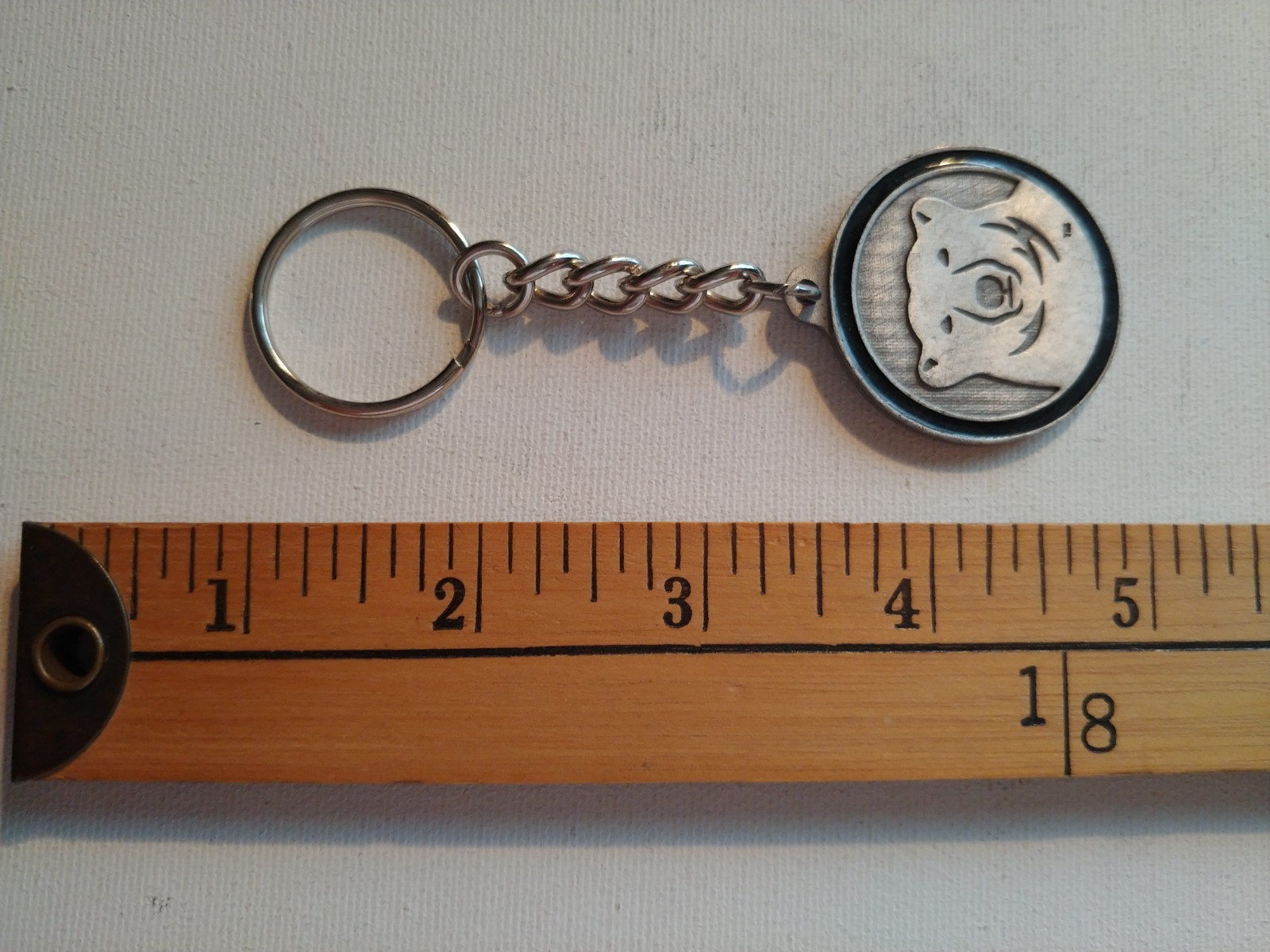 * PEWTER bowdoin ncaa polar bears hockey KEYCHAIN KEY CHAIN RING PORTE CLEFS *