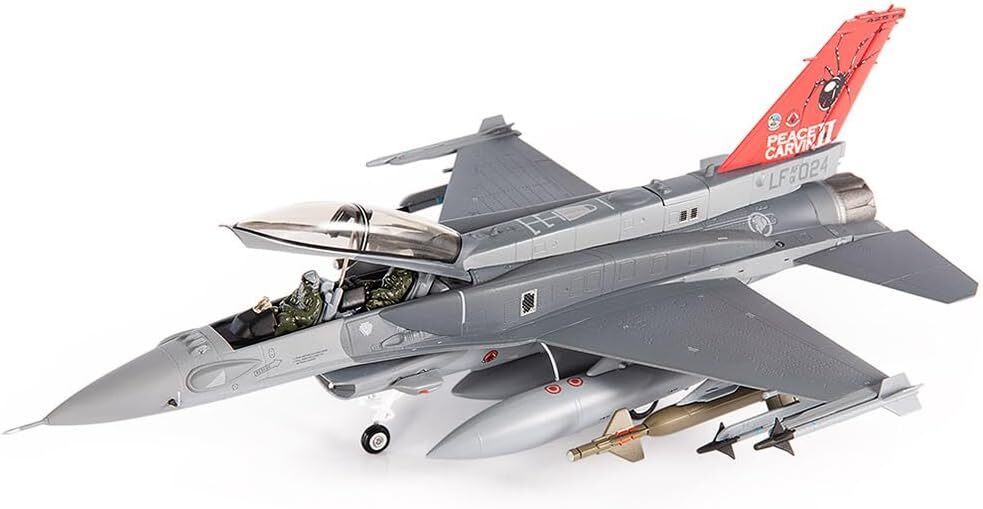 JC Wings | 1:72 Scale Model Military Aircrafts | F-16D Fighting Falcon