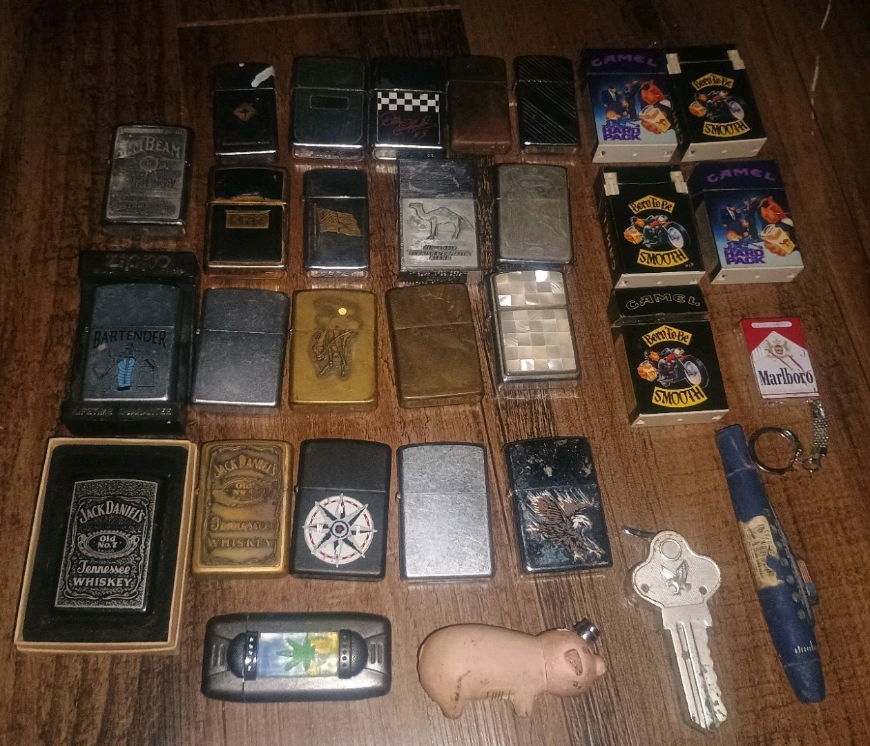 Vintage/ collectable lighters Lot bundle. ( Read description selling as is)