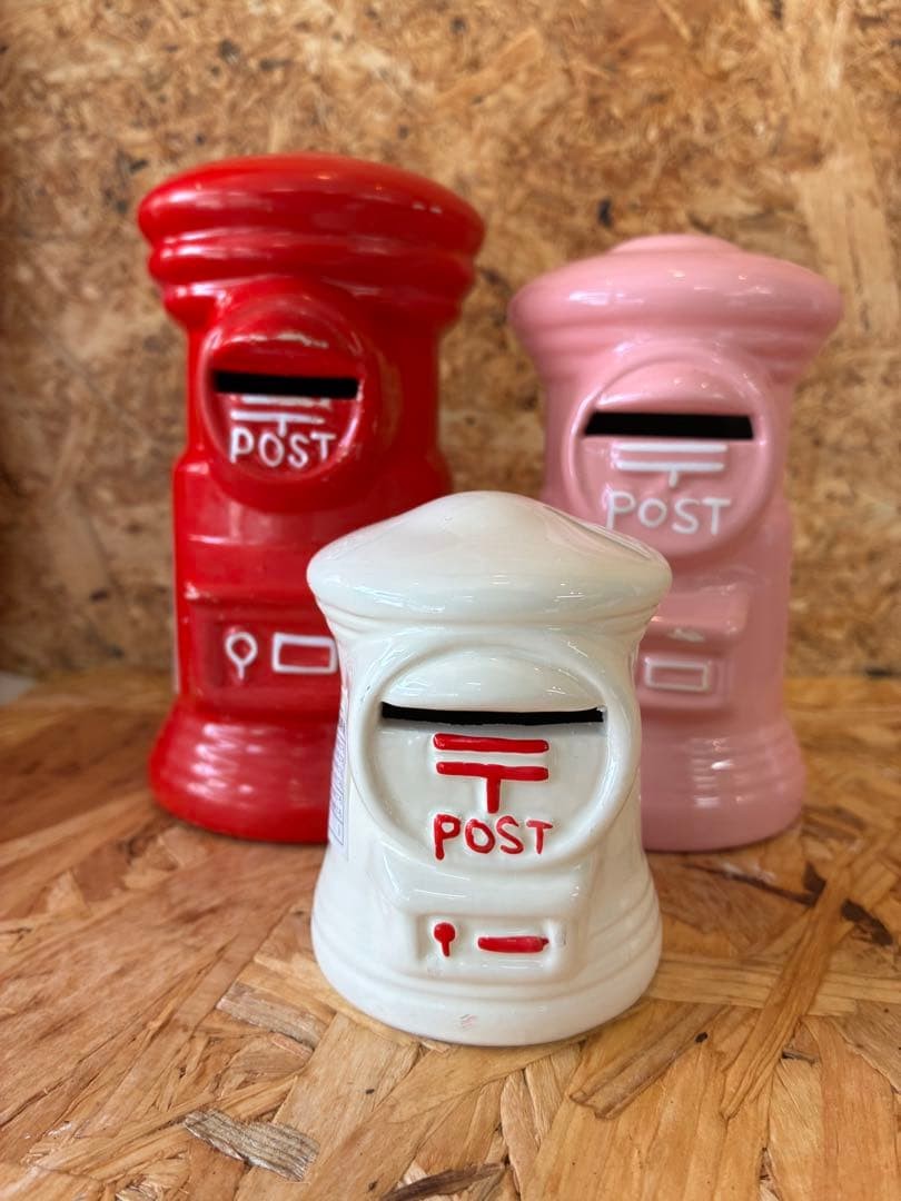 Postbox-shaped ceramic piggy bank large medium mini piggy bank round post