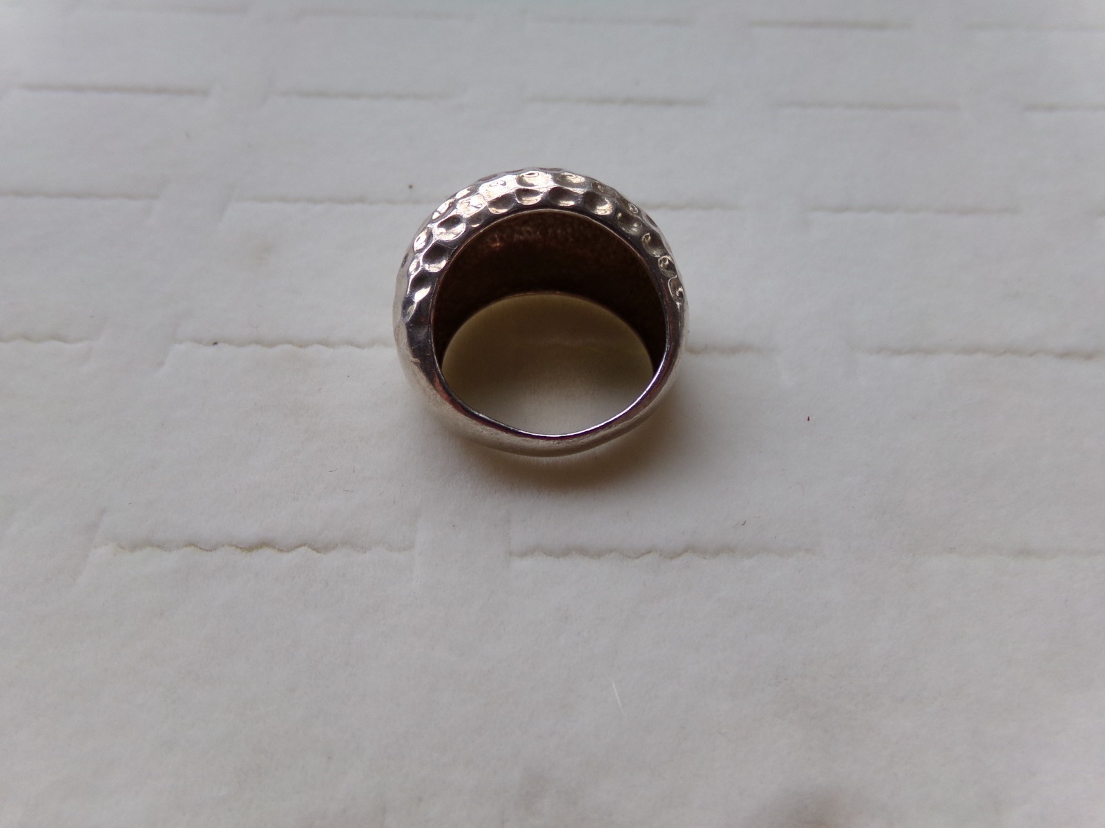 Vintage 925 Solid Sterling Silver Ring Sz 8.