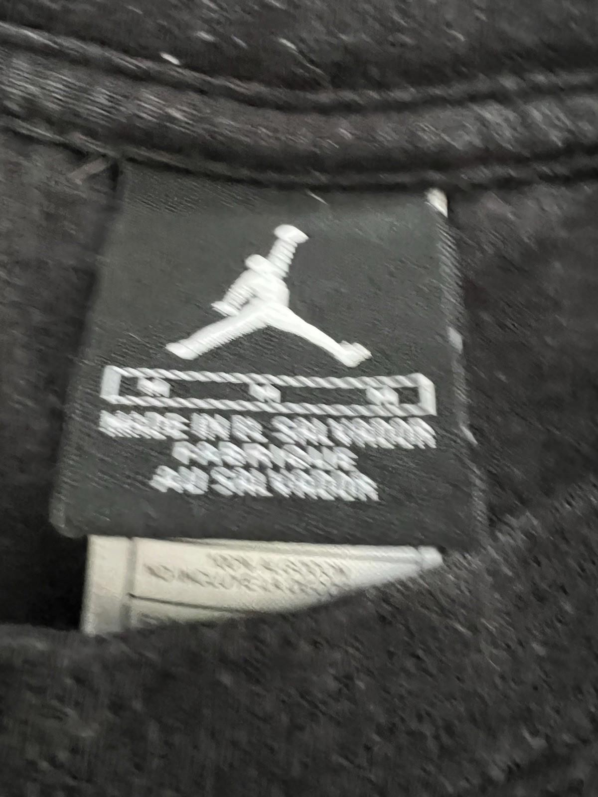 Vintage NEW NIKE 2001 Air Jordan Shoes History, 18 Years Black T Shirt Adult M