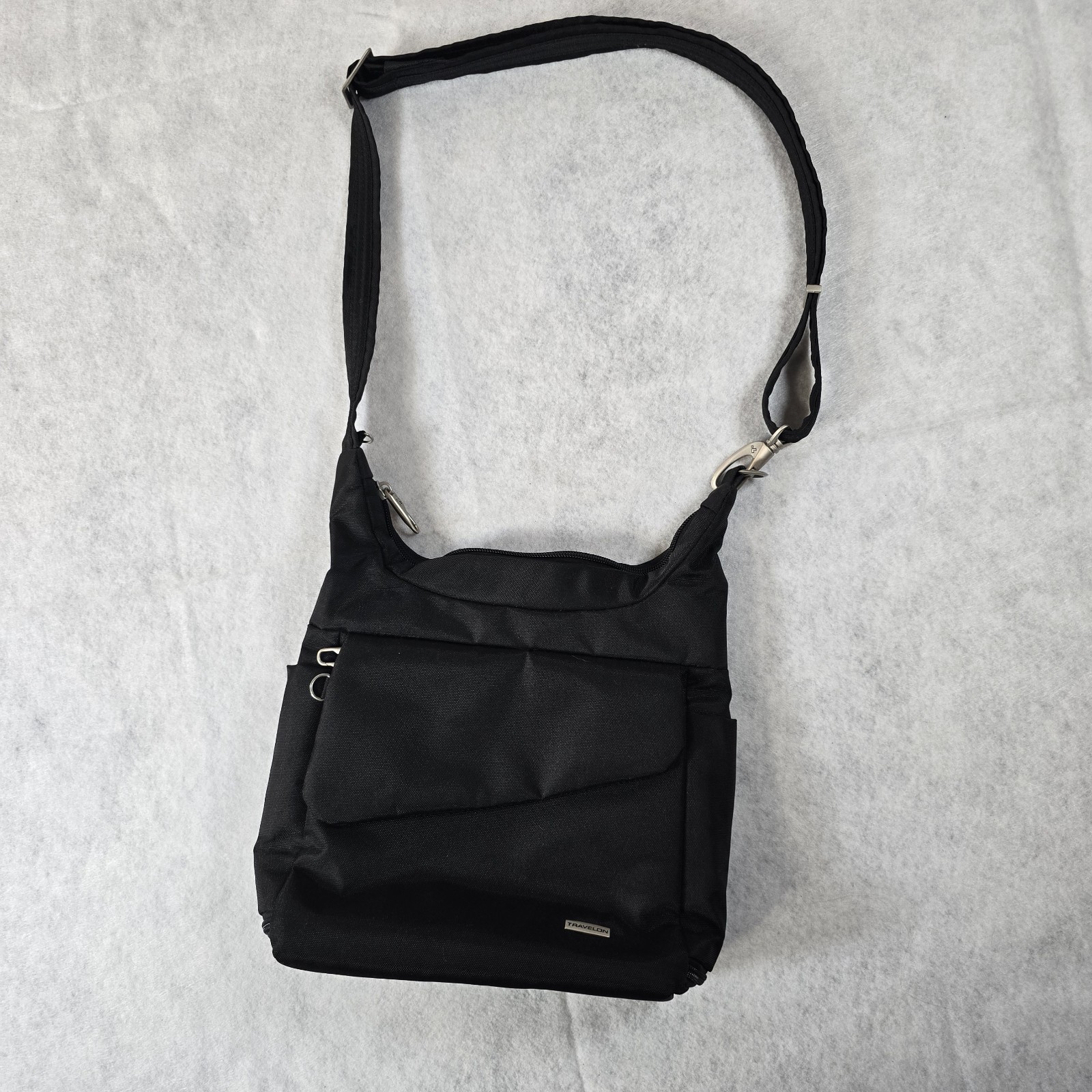Travelon Anti-Theft Classic Messenger Bag, Black Handbag