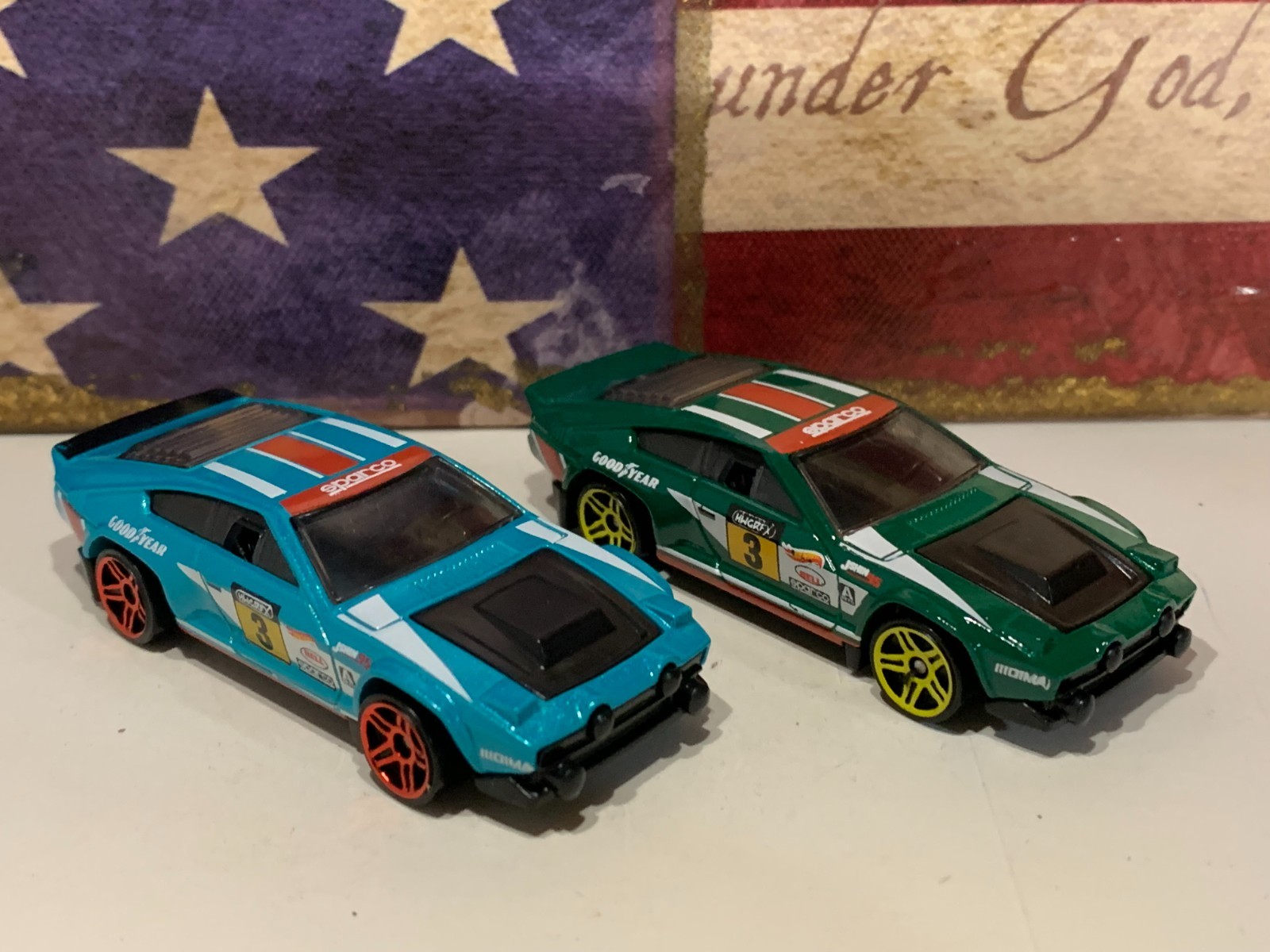 HOT WHEELS DIMACHINNI VELOCE X2. 2023 GREEN & 2023 AQUA NICE