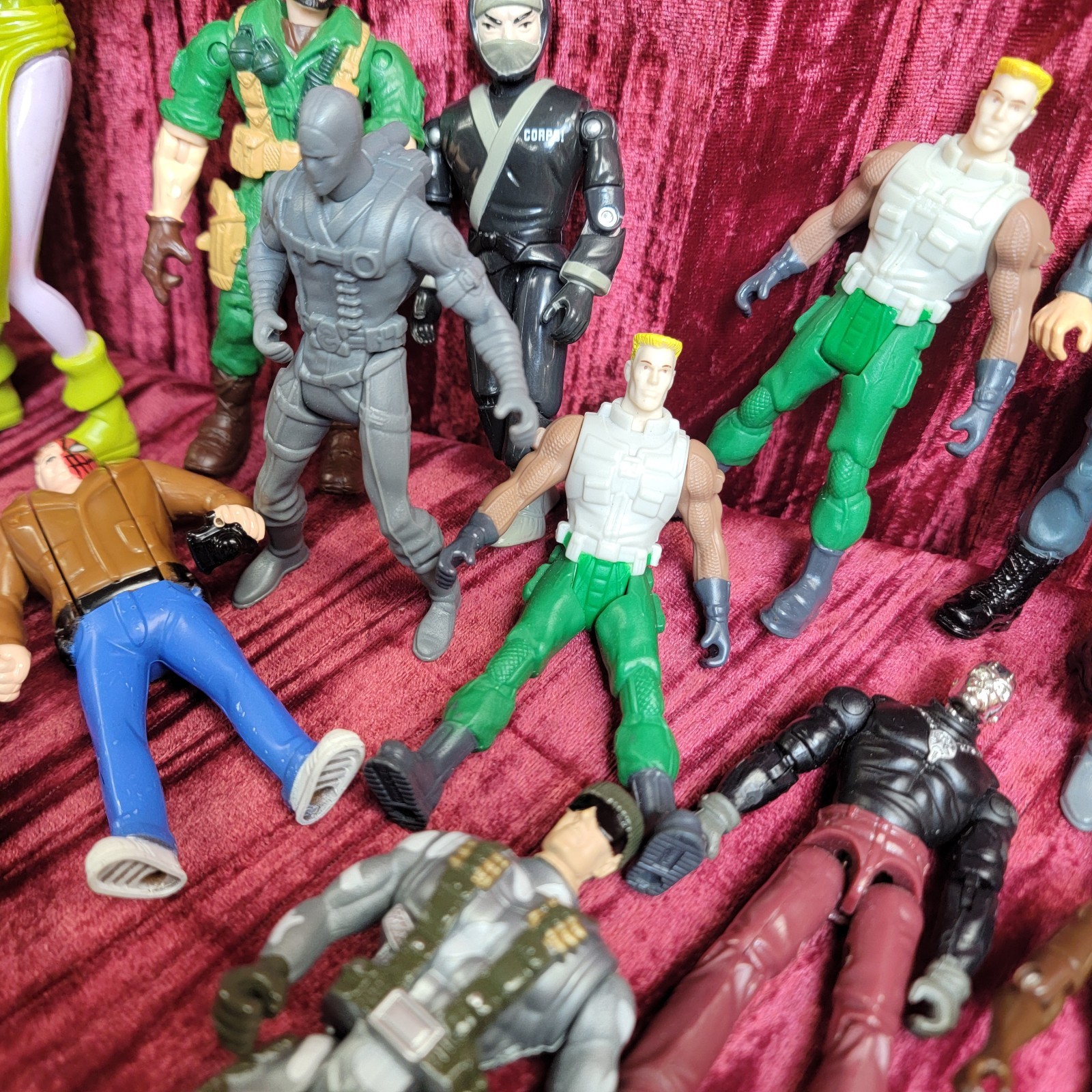 Vintage Toy TOYS Lot ACTION FIGURE AS FOUND HEMAN HERO SPIDEY GI JOE MIXED +
