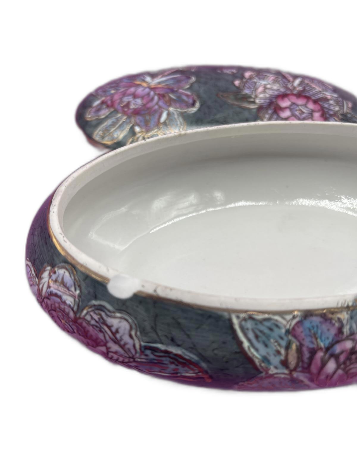Vintage Ceramic Hand Painted Lidded Floral Trinket Box, Pink flowers READ