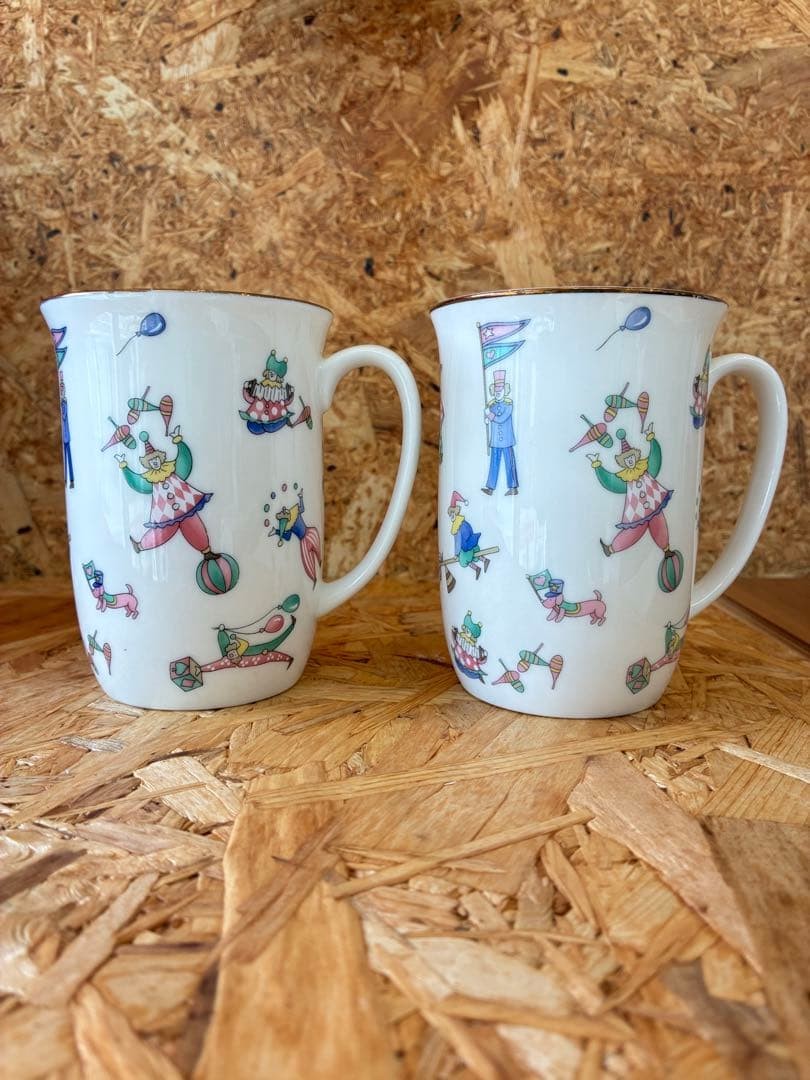 Cute clown clown circus pattern TOHSHIN mug 2 customers 2 pieces