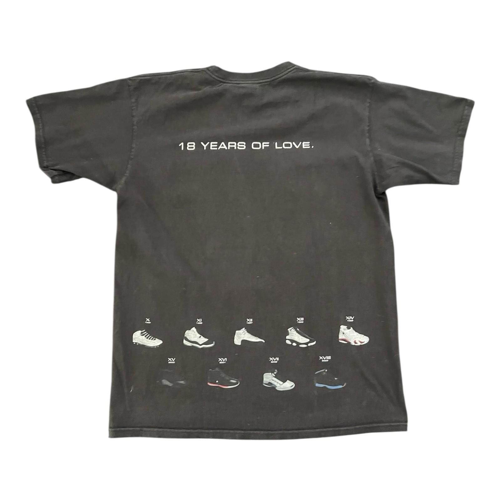 Vintage NEW NIKE 2001 Air Jordan Shoes History, 18 Years Black T Shirt Adult M