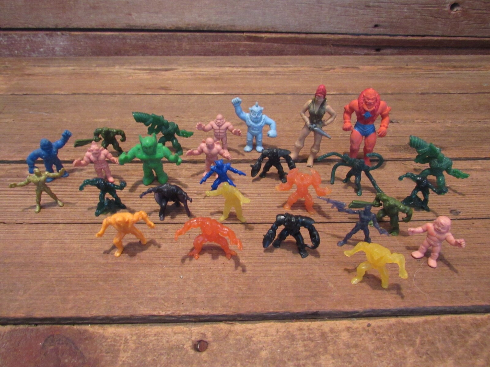 Vintage Toy Figure Figurines Lot Junk Drawer Space Lion Man M.U.S.C.L.E & Others