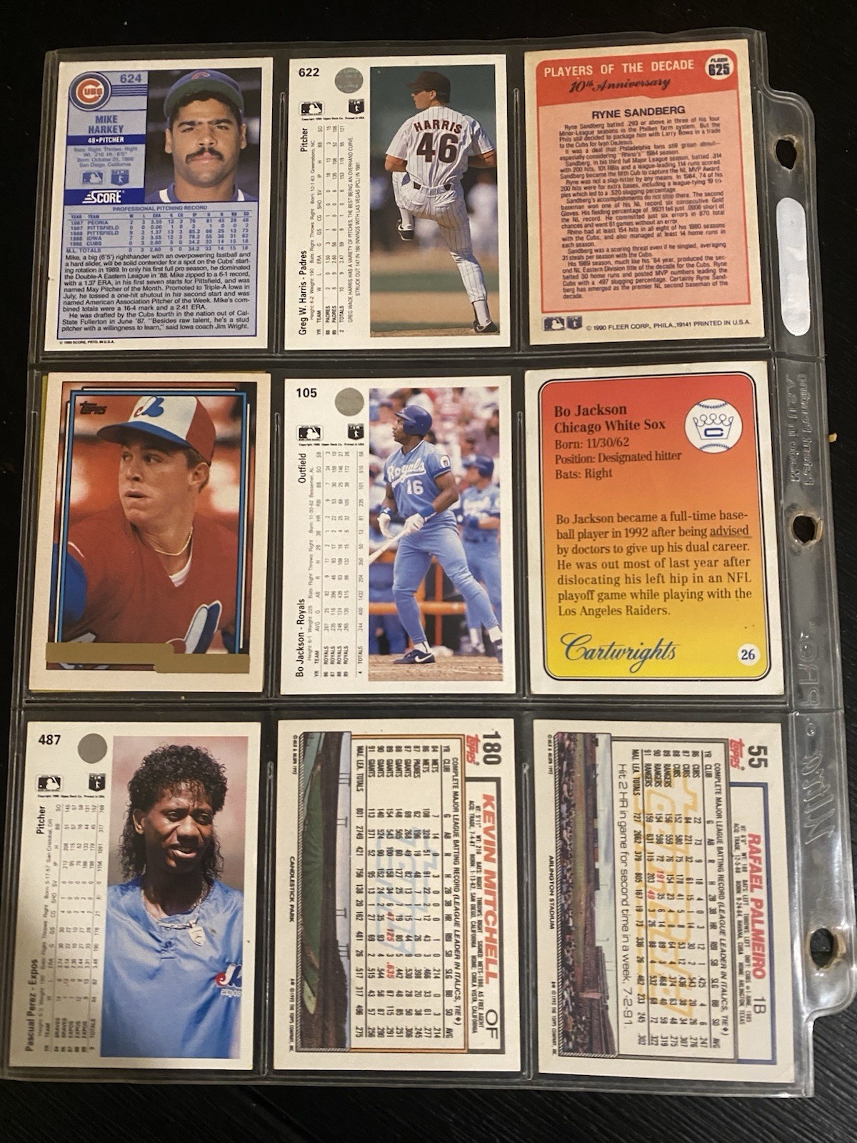 A whole binder of Baseball Cards from 1980-1990s (approx. 500 cards) retro