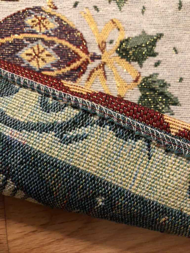 Table mars, 12 x 17, tapestry with Christmas Ornaments, a set of 2, new