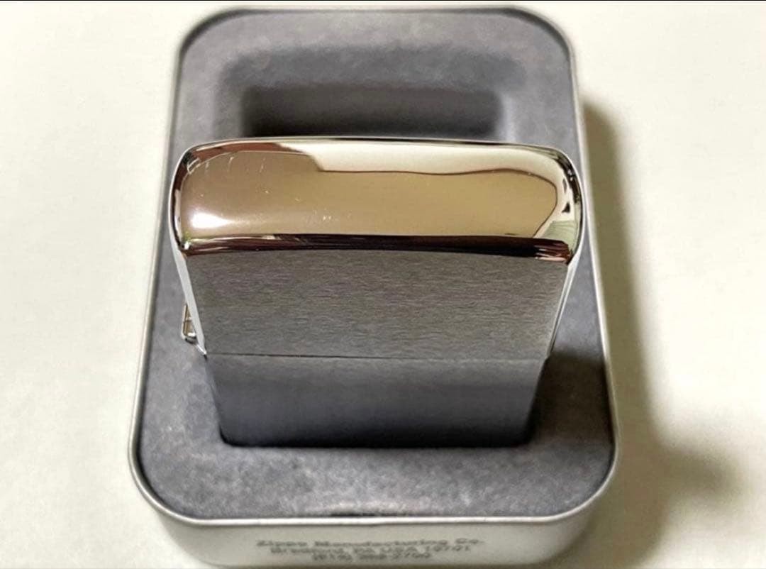 Zippo Mobil Corporation 1982 Rare vintage unused item