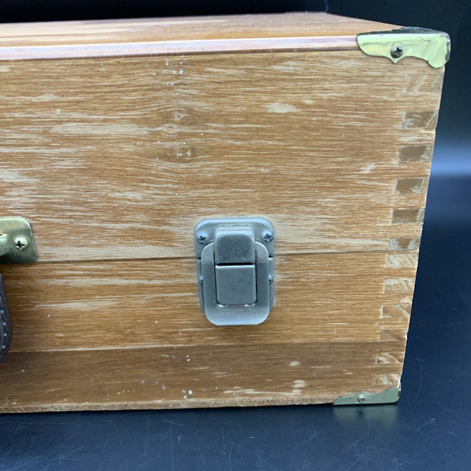 Vintage Wooden Artist Paint Box w Palette Compartments 18″ Case