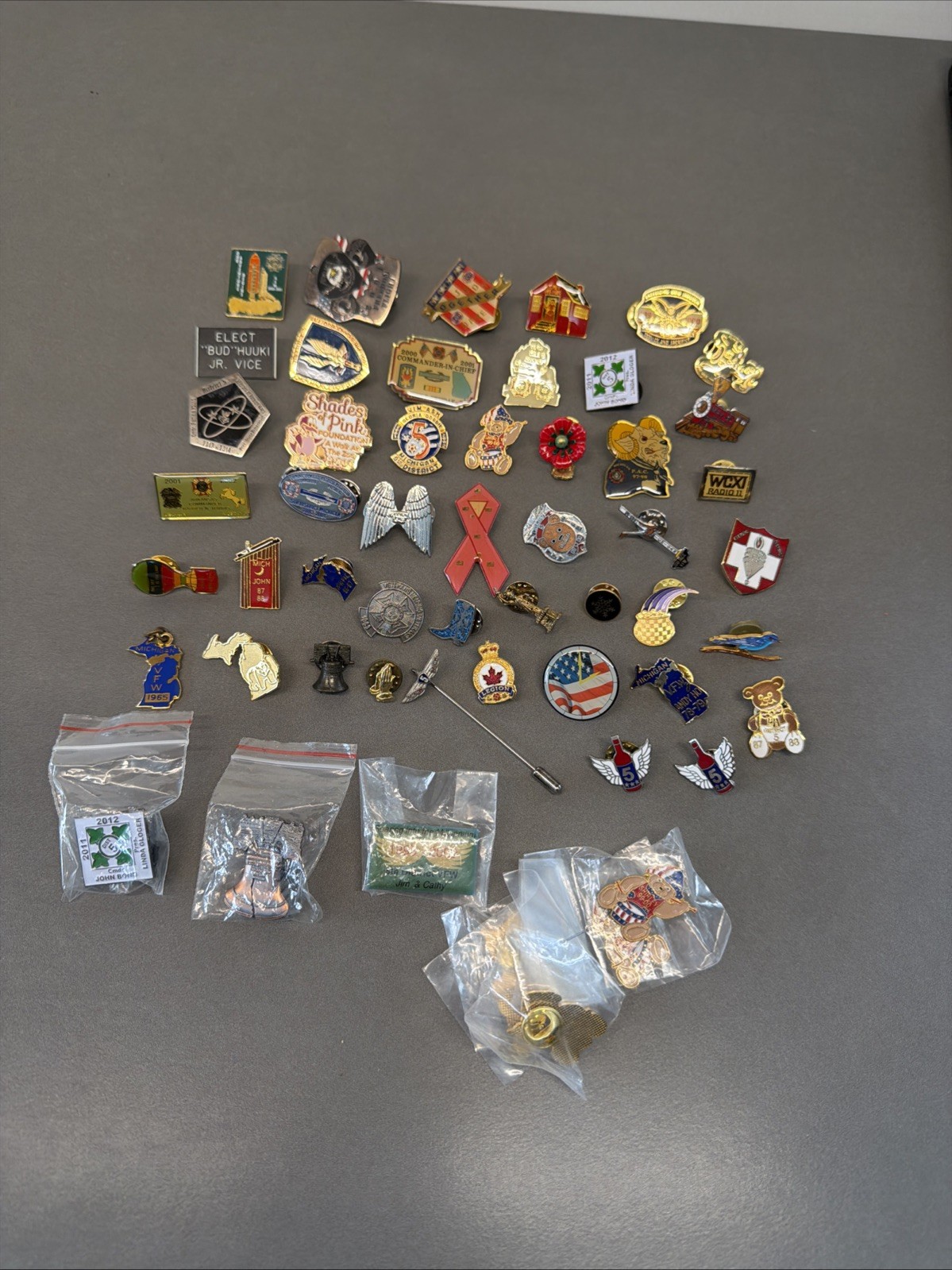 VTG Lapel Pins Lot – Vfw, Michigan, Canada Legion, Pac, Pow Mia #2 ms1