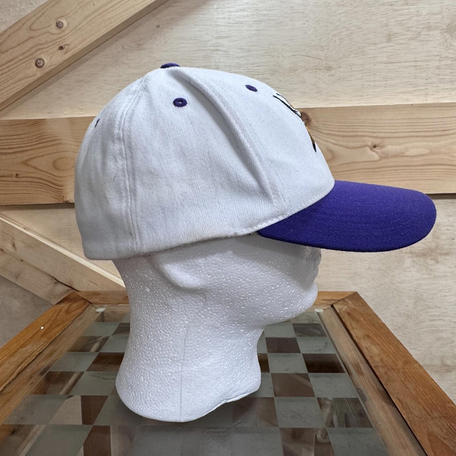 Minnesota Vikings Hat Cap Fitted Mens Large White Purple NFL Football Reebok