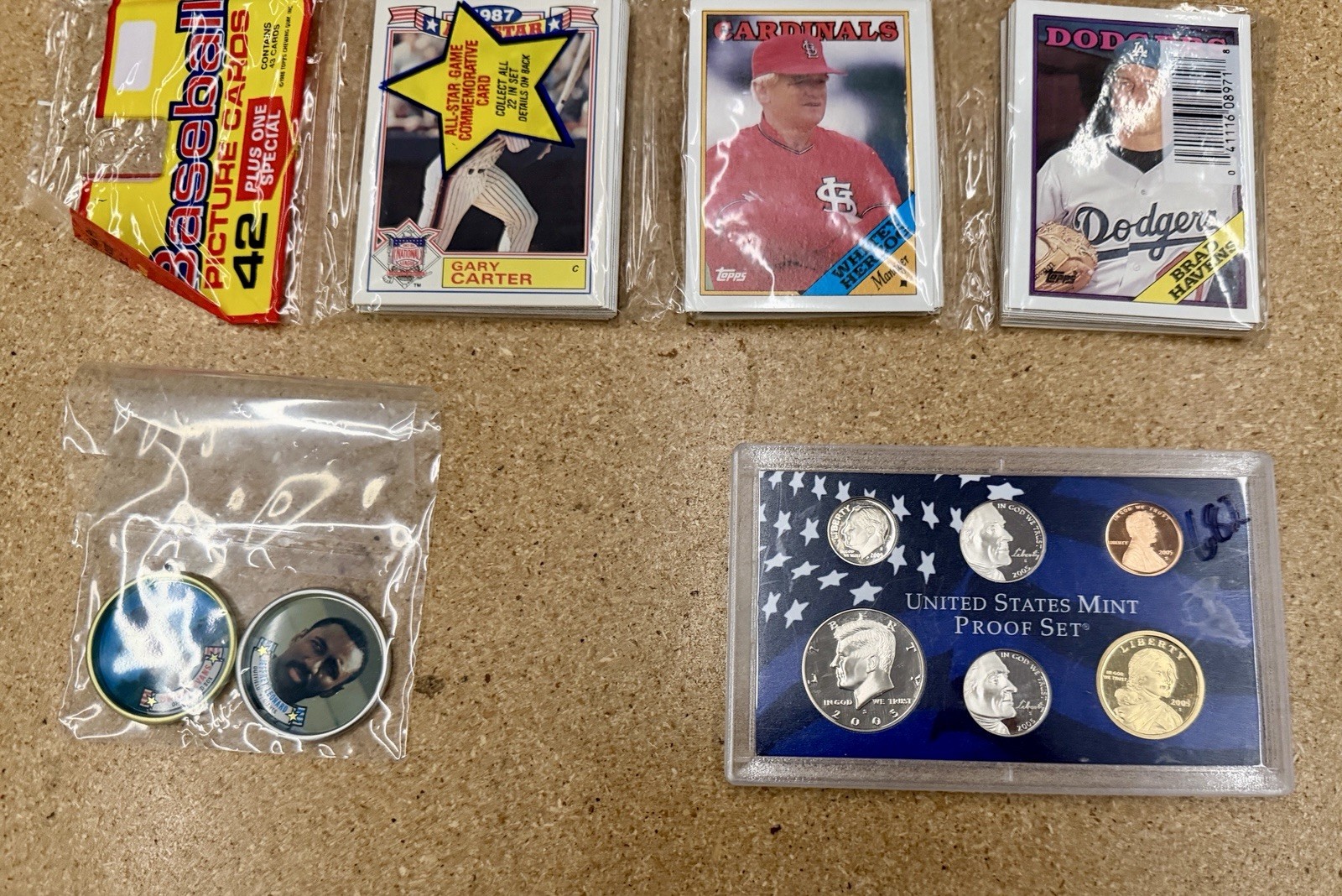 Sports Comics & Coins Collection Lot # 2 Football Hockey Baseball DC Marvel