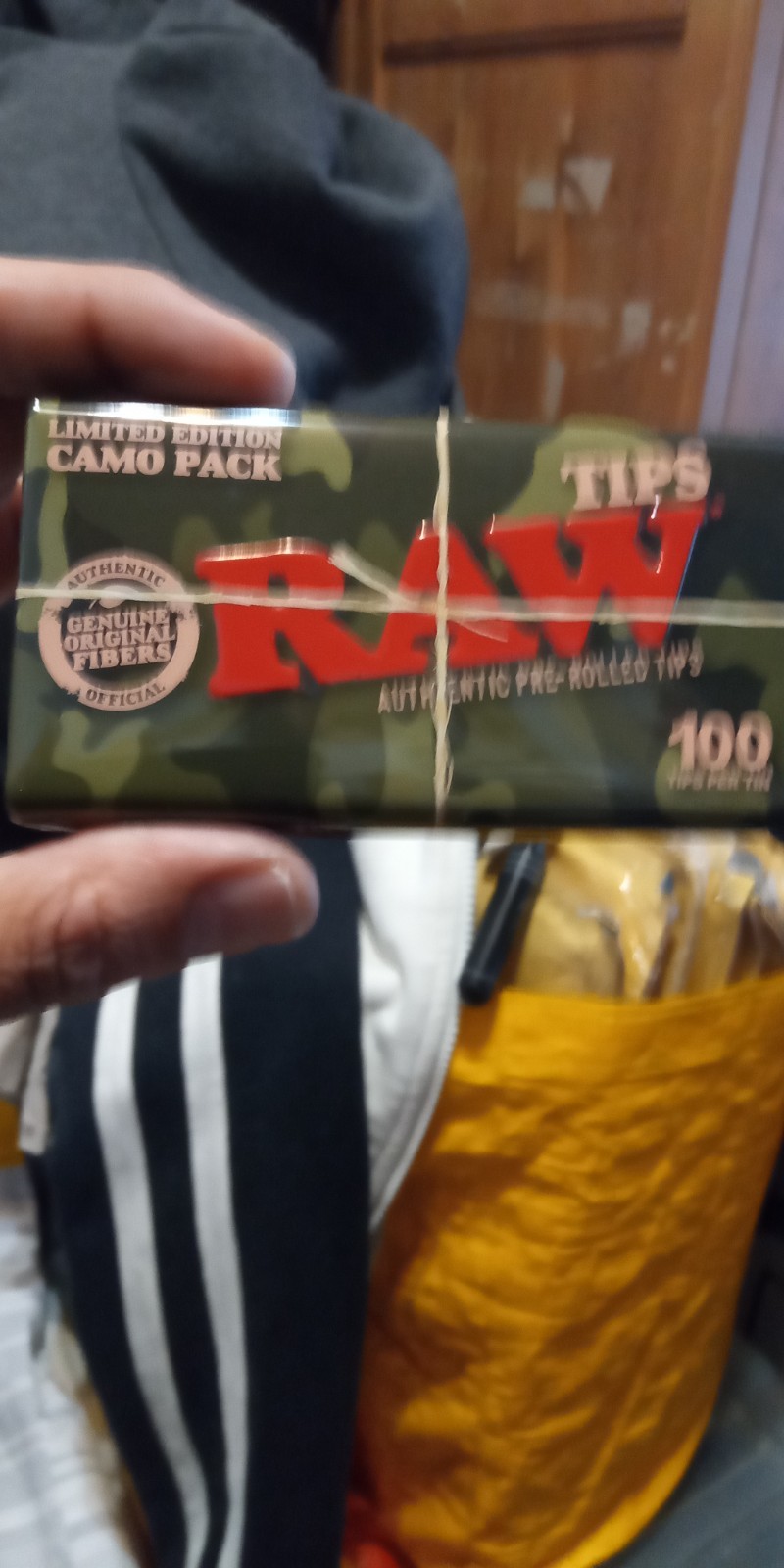 X1 sexy babe X3 rawLtd edition camforlage pre rolled filter tips tins brand new