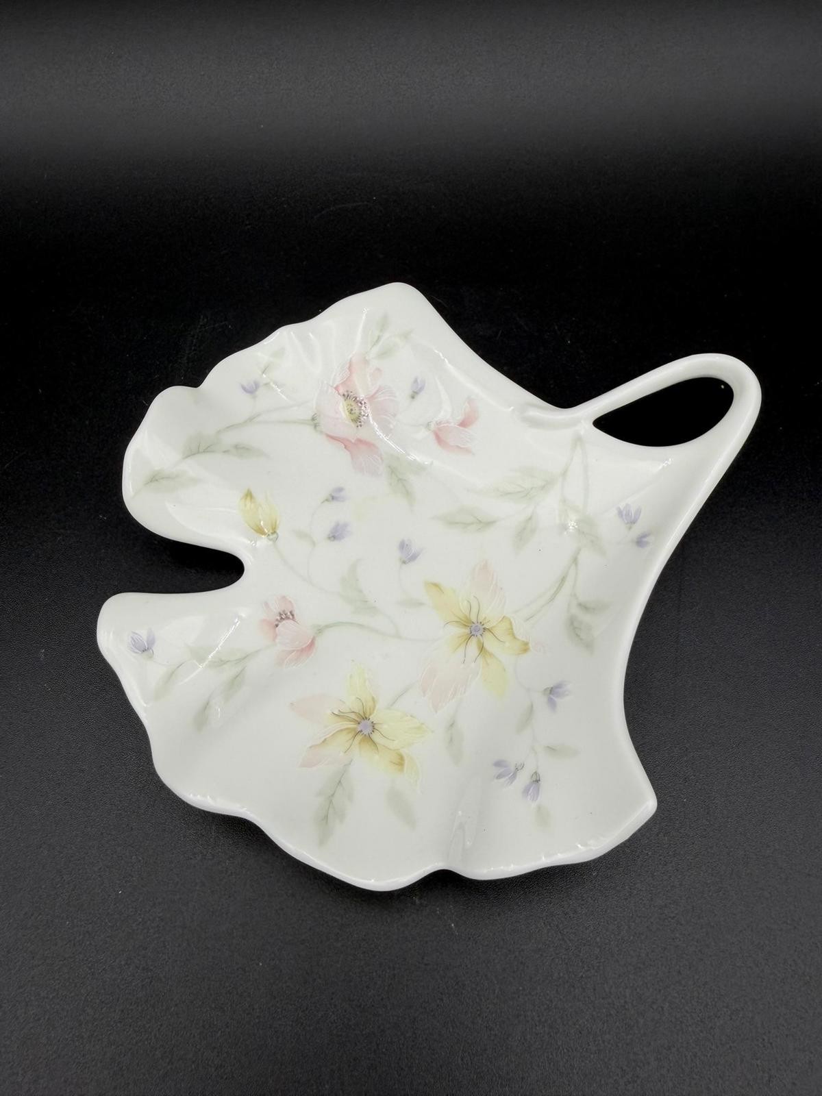 Mikasa Pastel Garden Bone China Heart Trinket Dish Ashtray Made in Japan