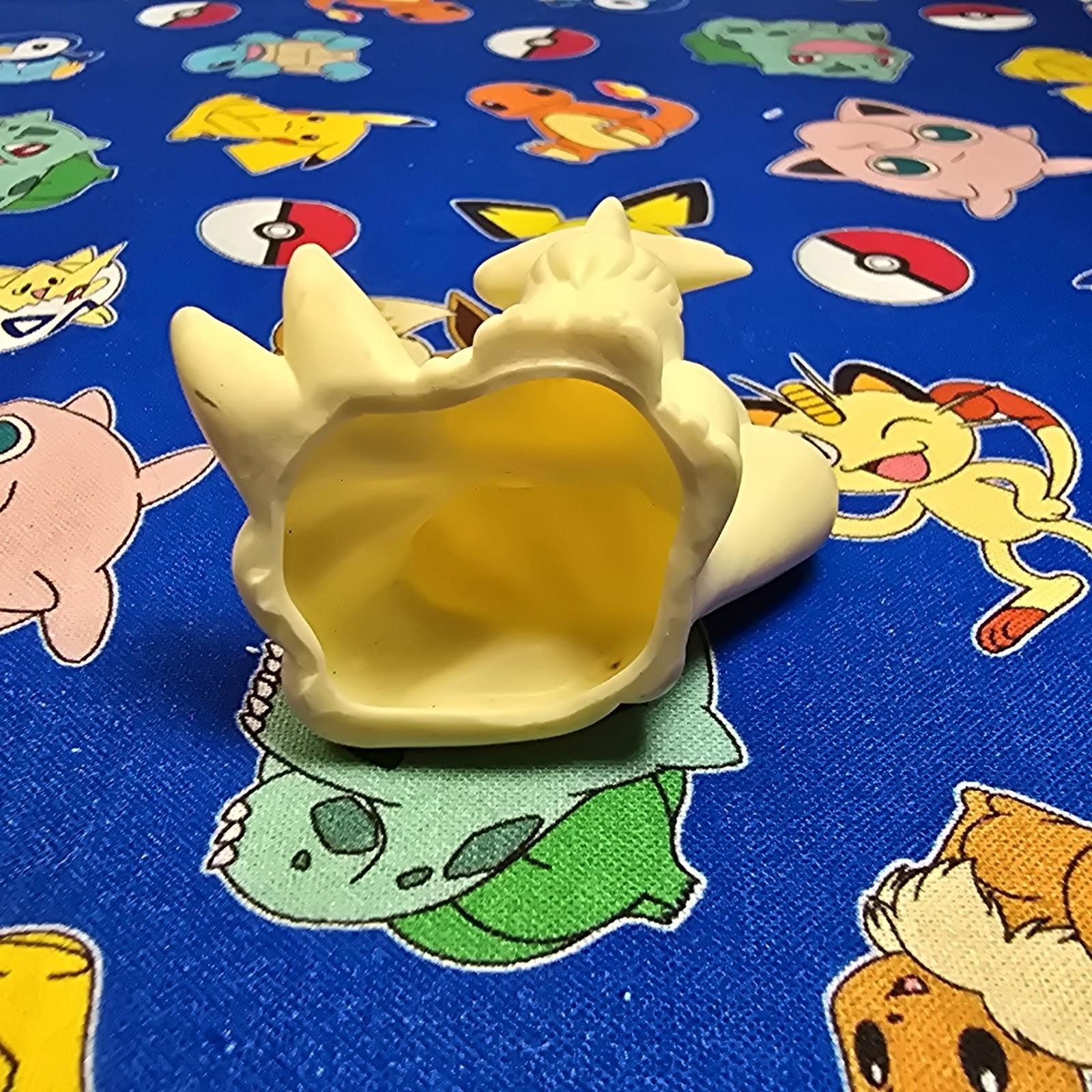Pokemon Ninetales Figure Finger Puppet 1997 Bandai Nintendo Vintage USA Seller