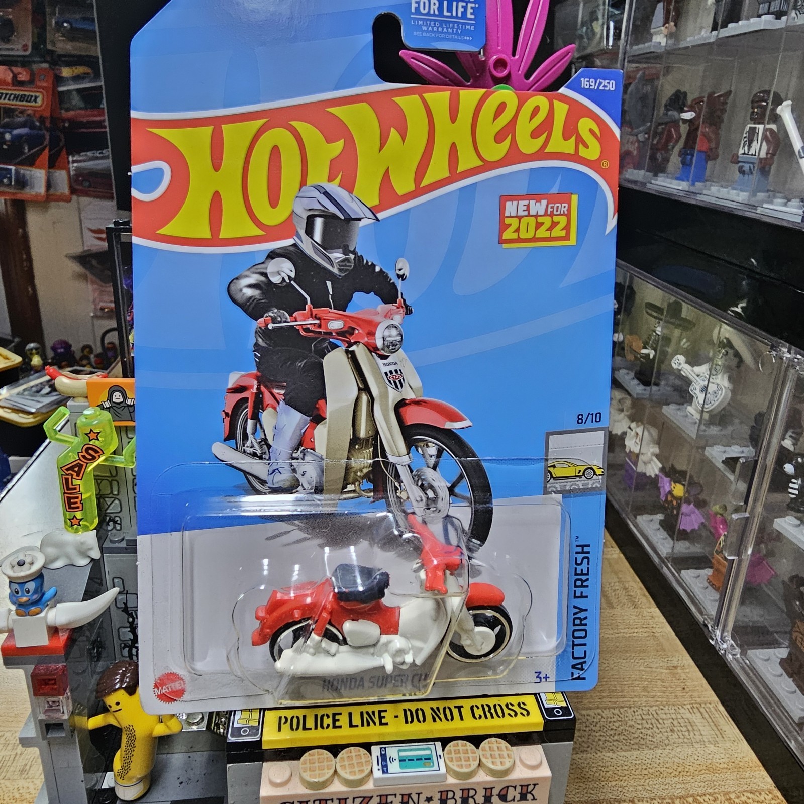 2022 Hot Wheels Honda Super Cub Factory Fresh #8/10 Red & White Diecast 1:64 New