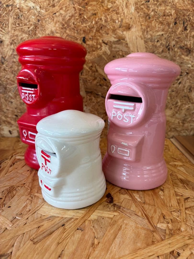 Postbox-shaped ceramic piggy bank large medium mini piggy bank round post