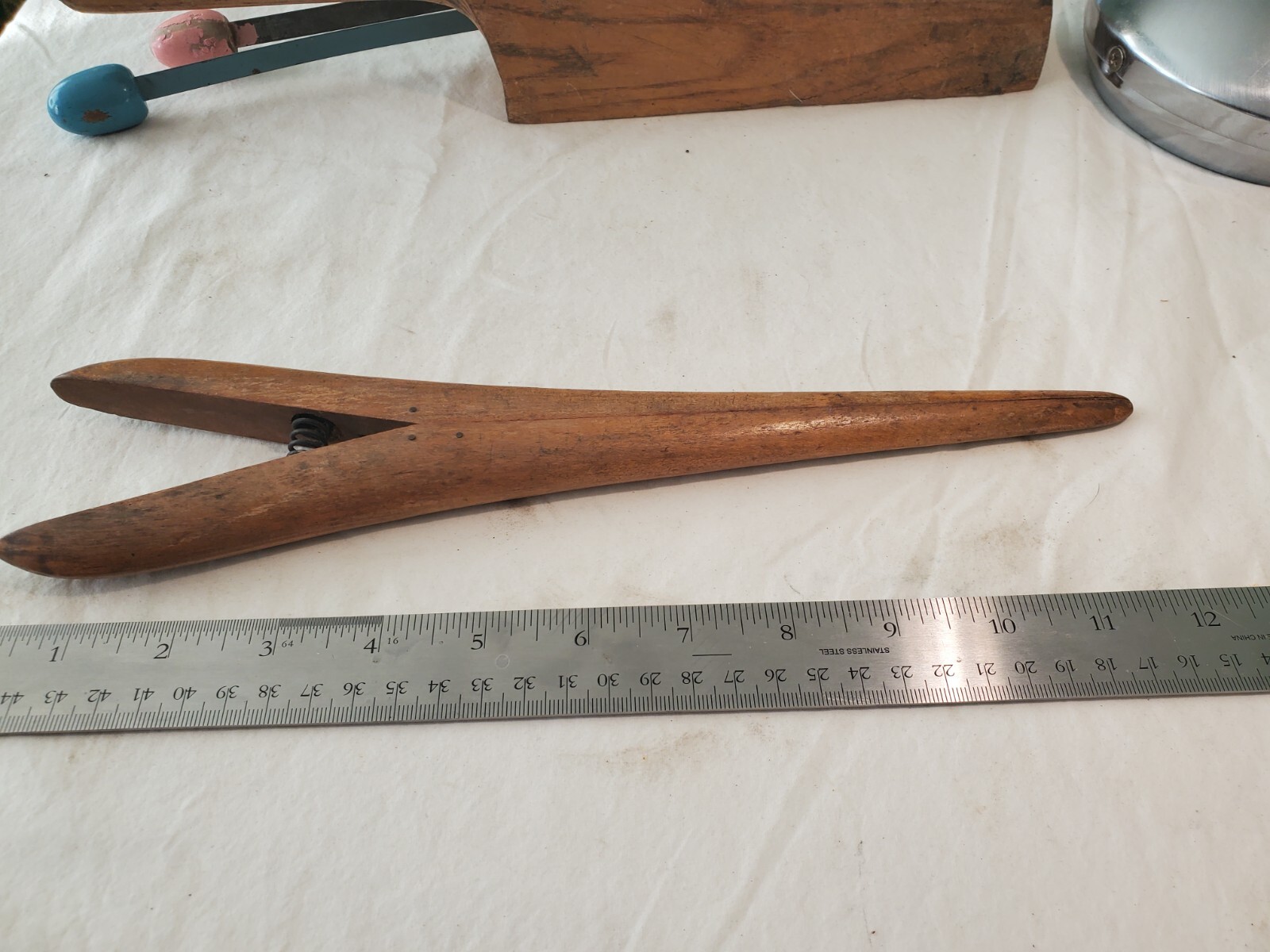 Assorted vintage / antique novelty items for arts and crafters with imagination