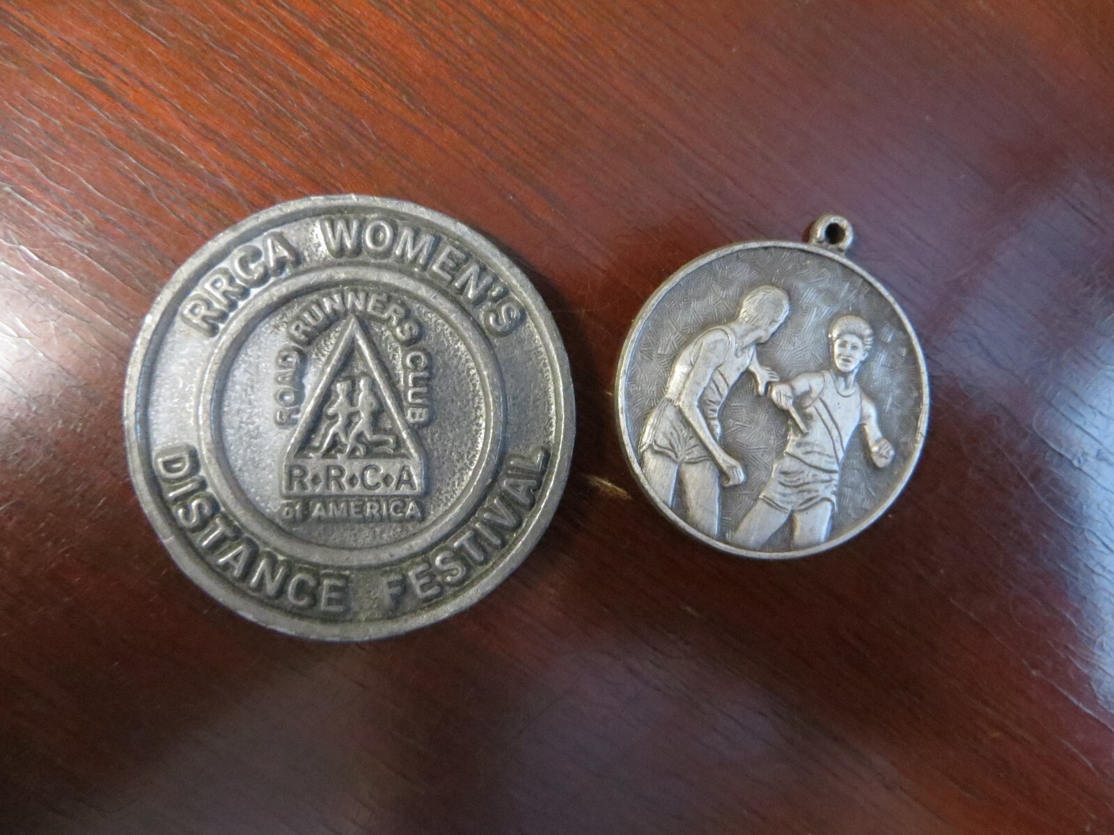 Vintage Lot Road Runners Club of America Medallion St. Louis Track Club Patch