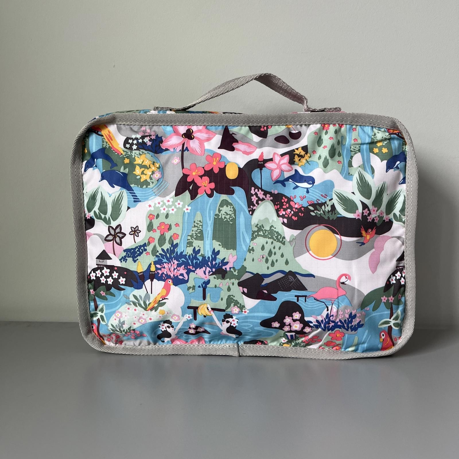 Lesportsac Hawaii Small Organizer in Light Gray NWT