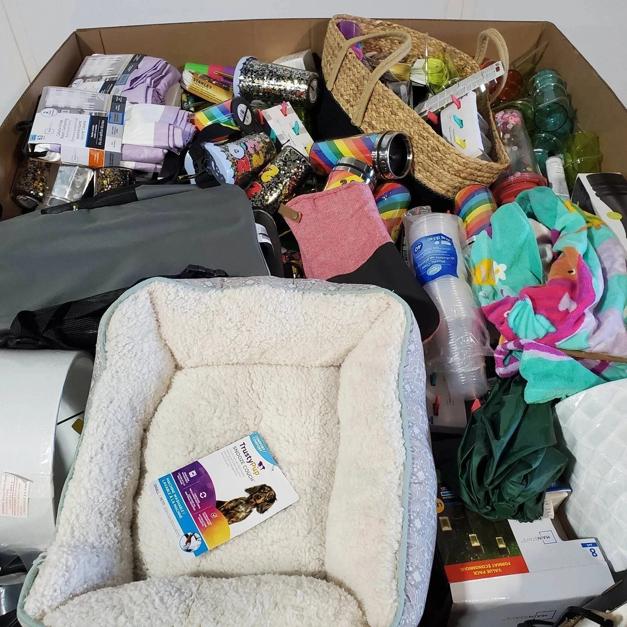 Surprise box| Home Goods, Electronics and more! Often value above price!