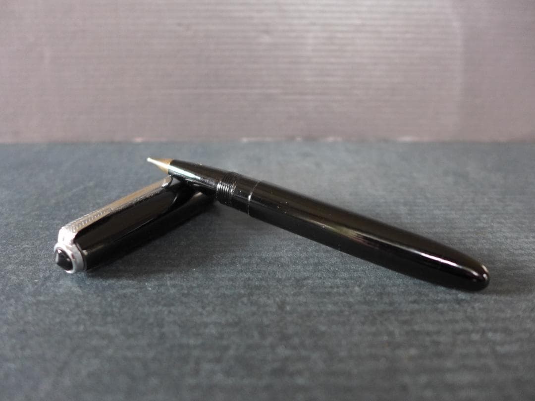 Period item [Unused item] Fountain pen type antique ballpoint pen Bakelite pen