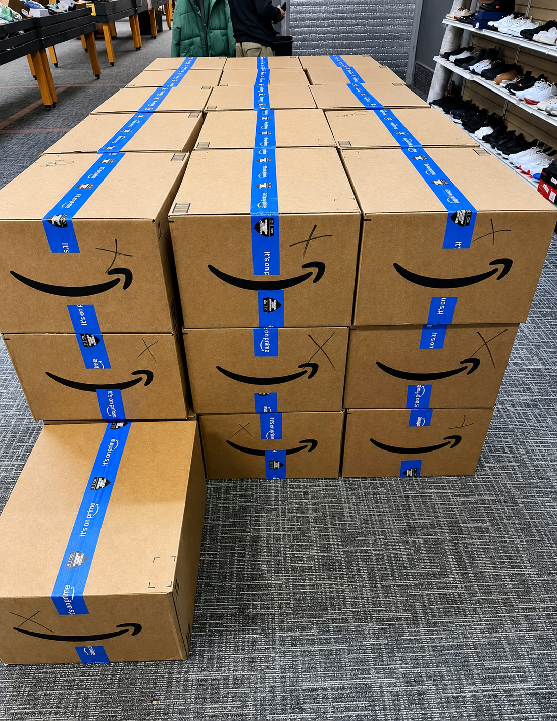 Mega Merchandise Bundle – Wholesale Liquidation Merchandise USA Lot