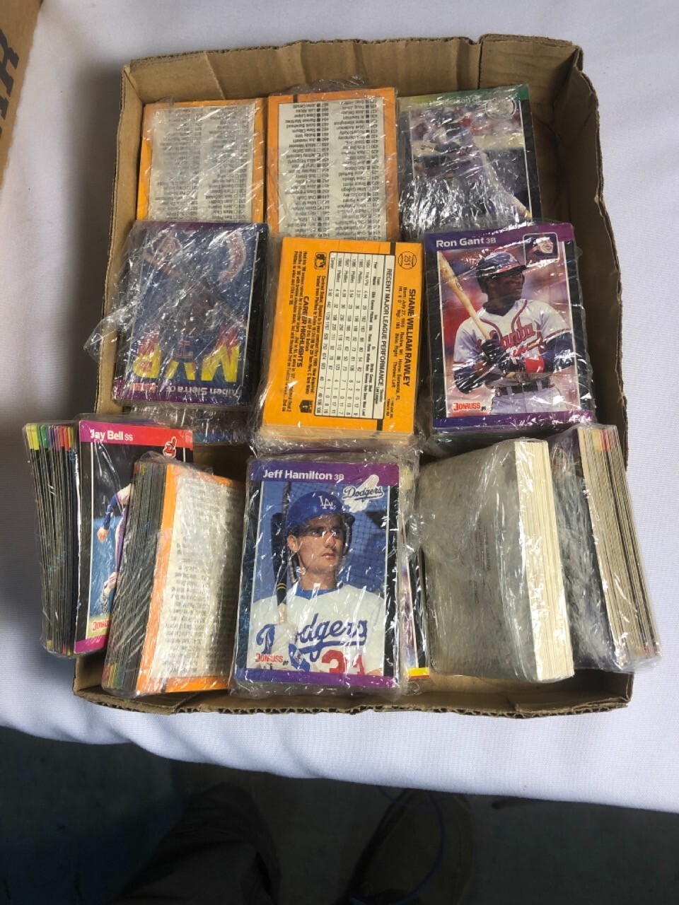 20 lbs. Junk Drawer Lot – Warehouse special – Estate closeouts items in bulk6