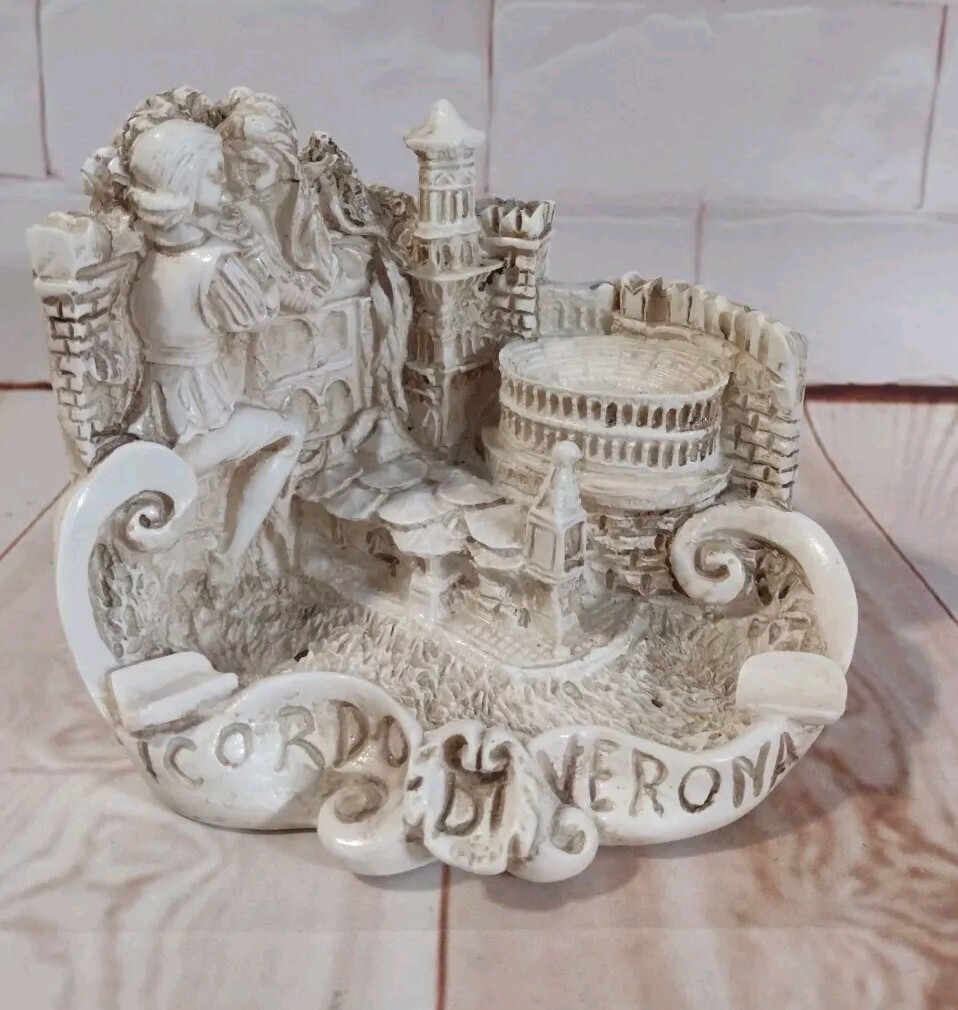 VERONA ITALY SOUVENIR CITYSCAPE ASHTRAY ROMEO & JULIET BUILDING LANDMARKS 0098
