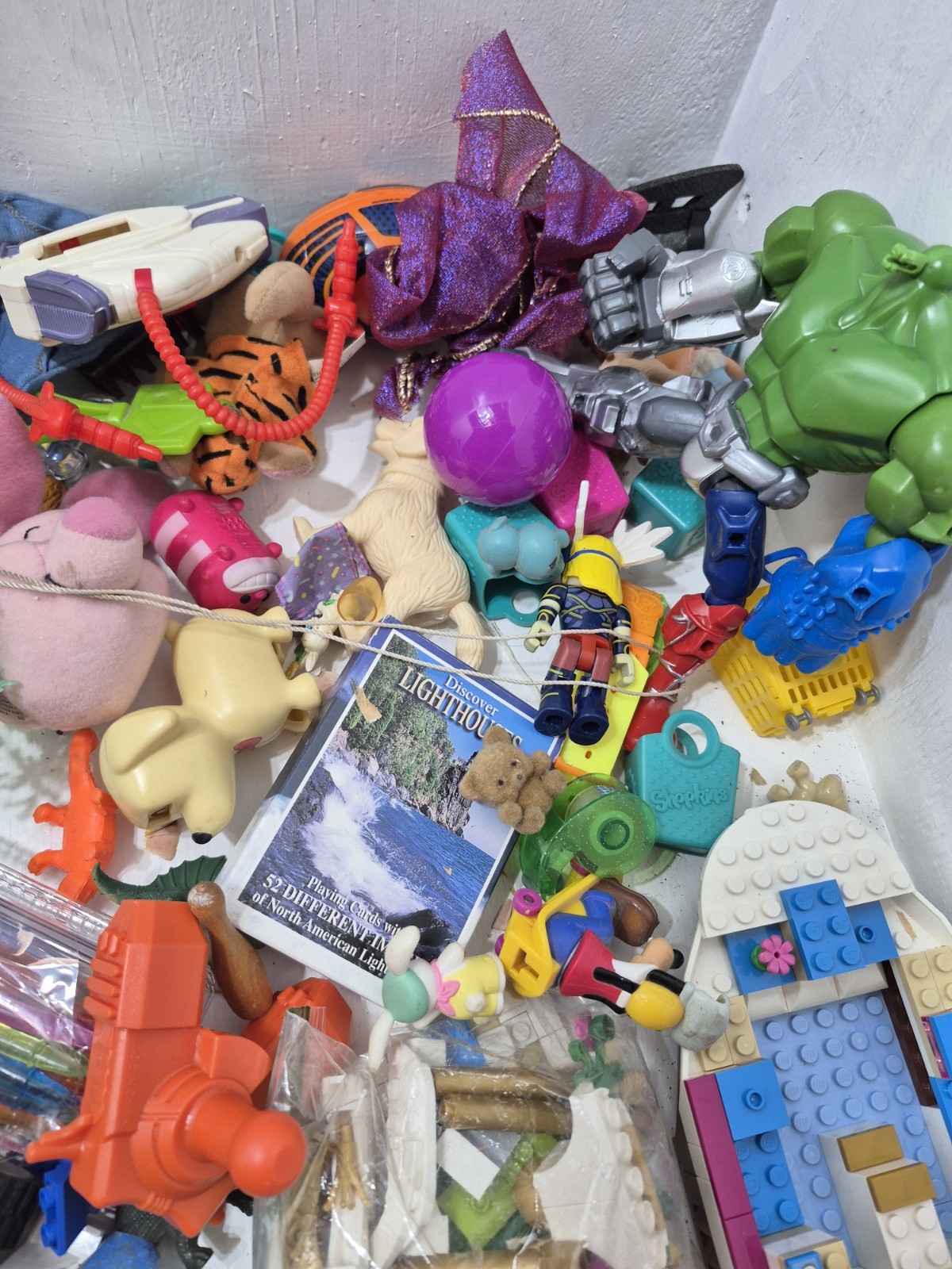 Huge Lot Kids Toys Action Figures Small Miniature Parts Boys/Girls Junk Drawer
