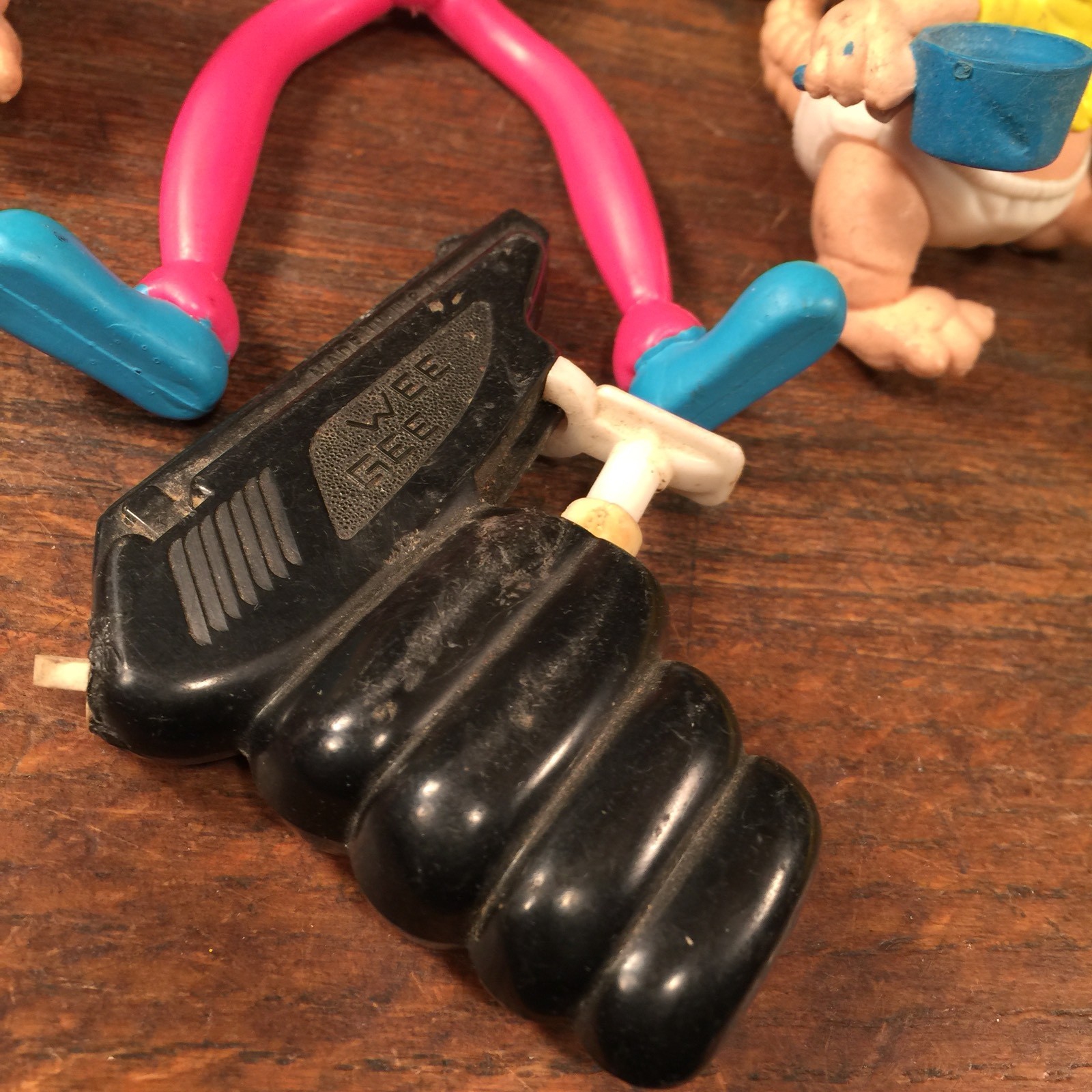 Vtg Toy Junk Drawer Lot Squirt Gun s Puppet Bendy s Erector Set PRIORITY MAIL