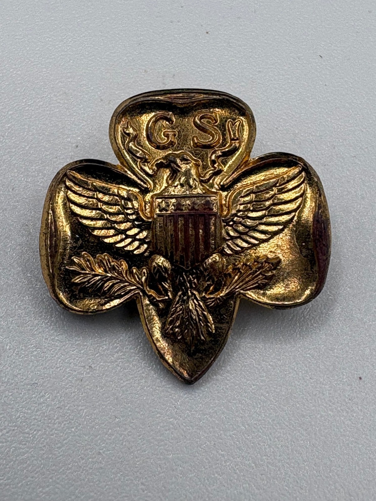 Vintage Girl Scouts GS Eagle Shield Trefoil Uniform Pin Gold Tone
