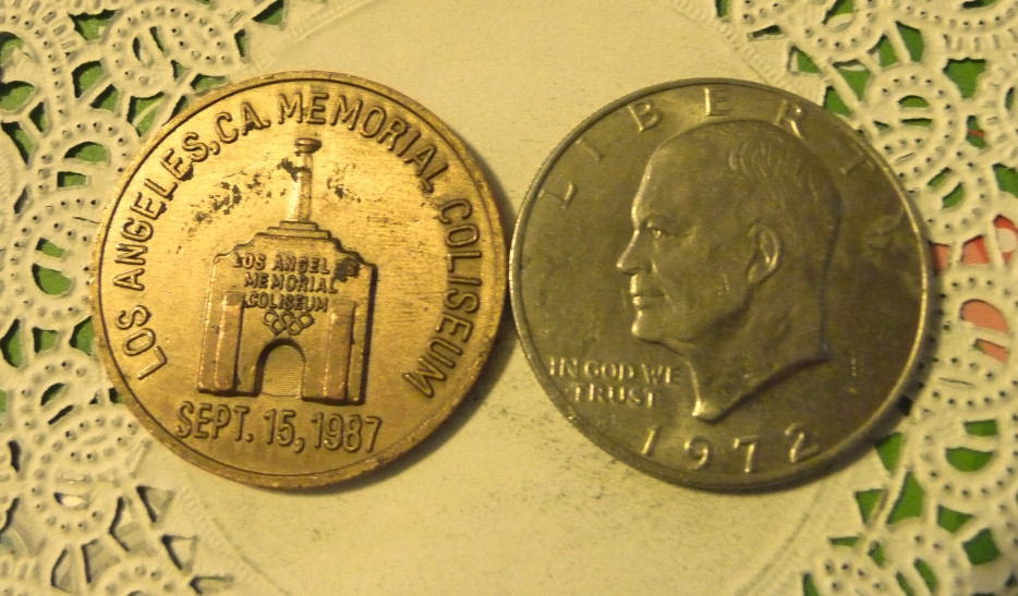 Commerative large/dollar size /heavy medal/Token /Pope Las Angeles 1987 #84