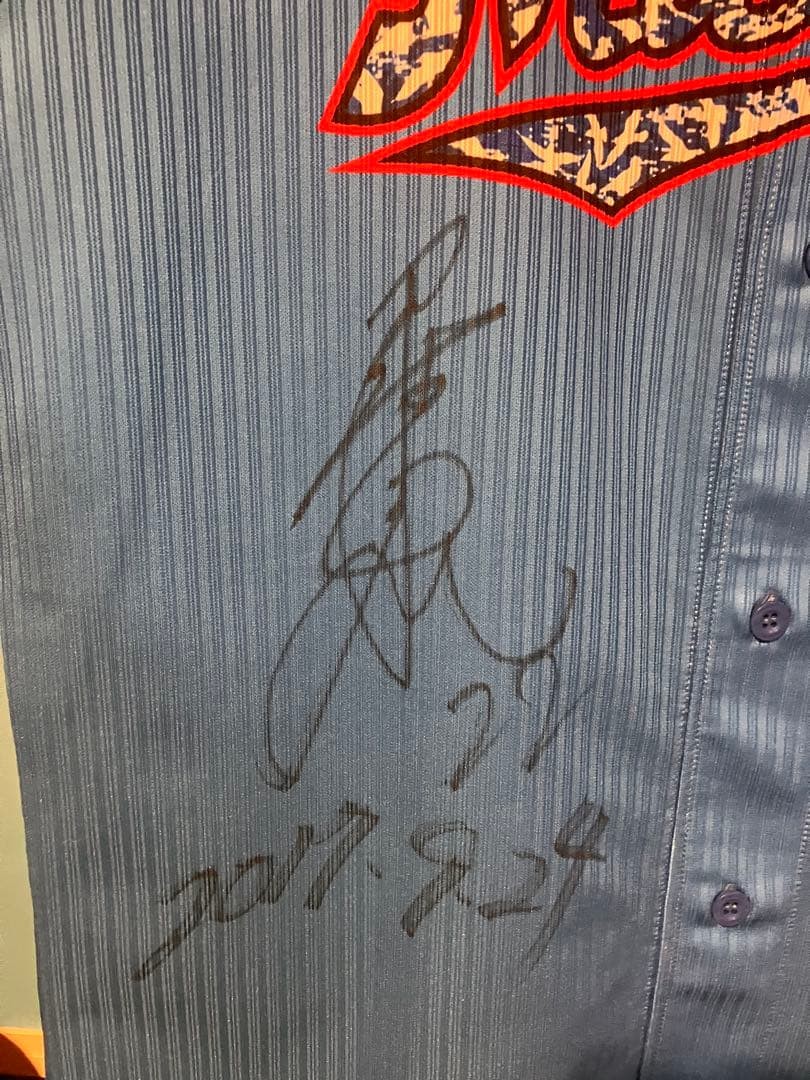 Chiba Lotte Marines Tatsuhiro Tamura Game-Worn Uniform Fake Lower Buttons Used