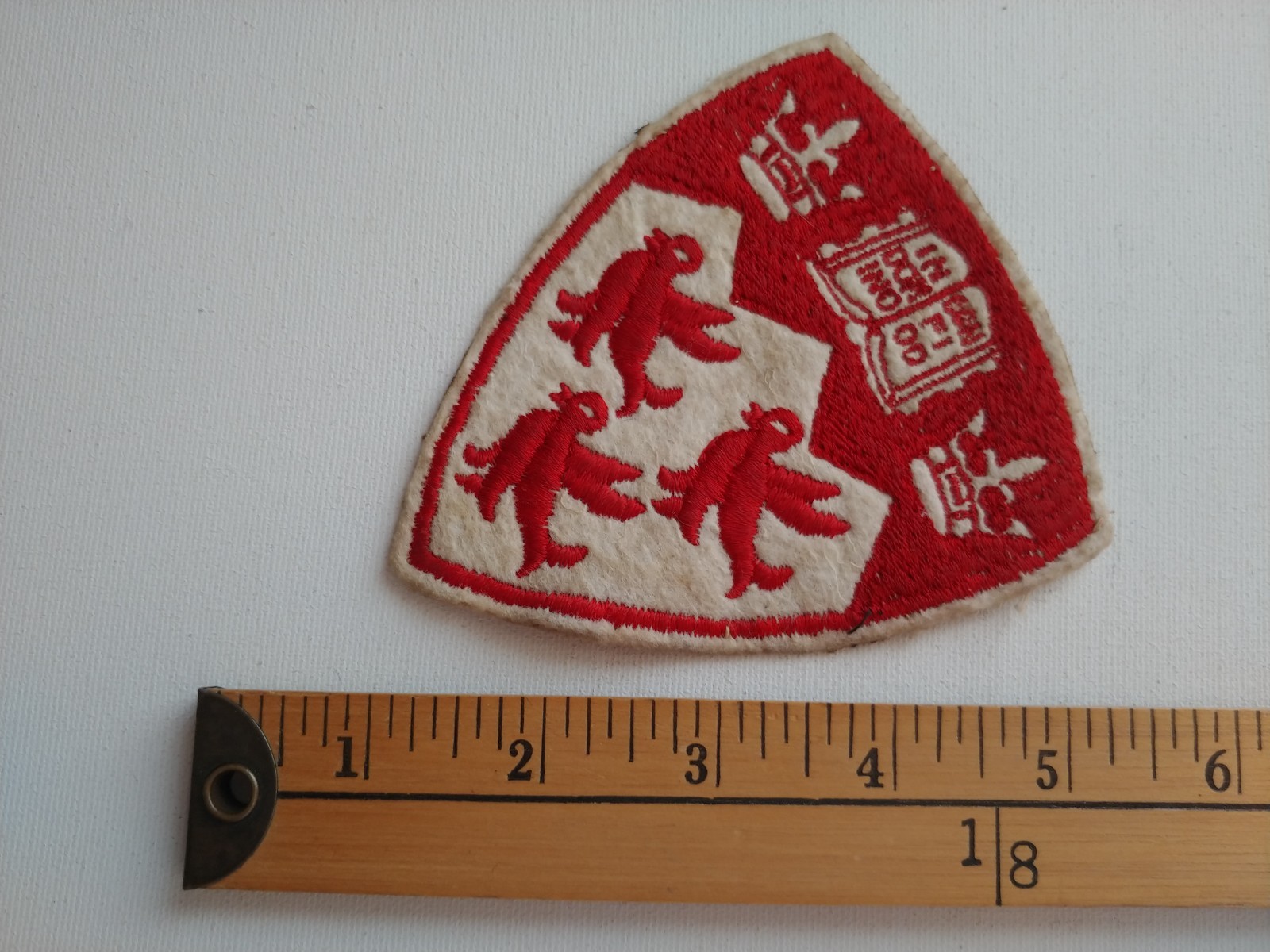 * 50S MCGILL UNIVERSITY MONTREAL QUEBEC CANADA PATCH CREST BADGE ECUSSON *