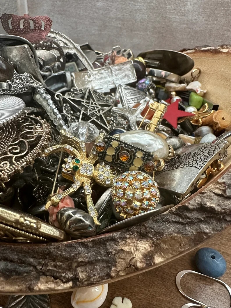1 Pound “Junk Drawer” Collectibles Lot -Mixed smalls, old and new items-NYC6