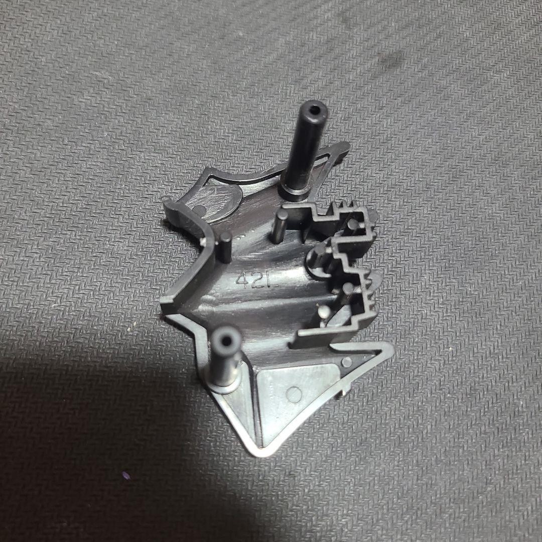 Zoids Gilvader mechanical biological version left front leg No. 42 Sold as-is /