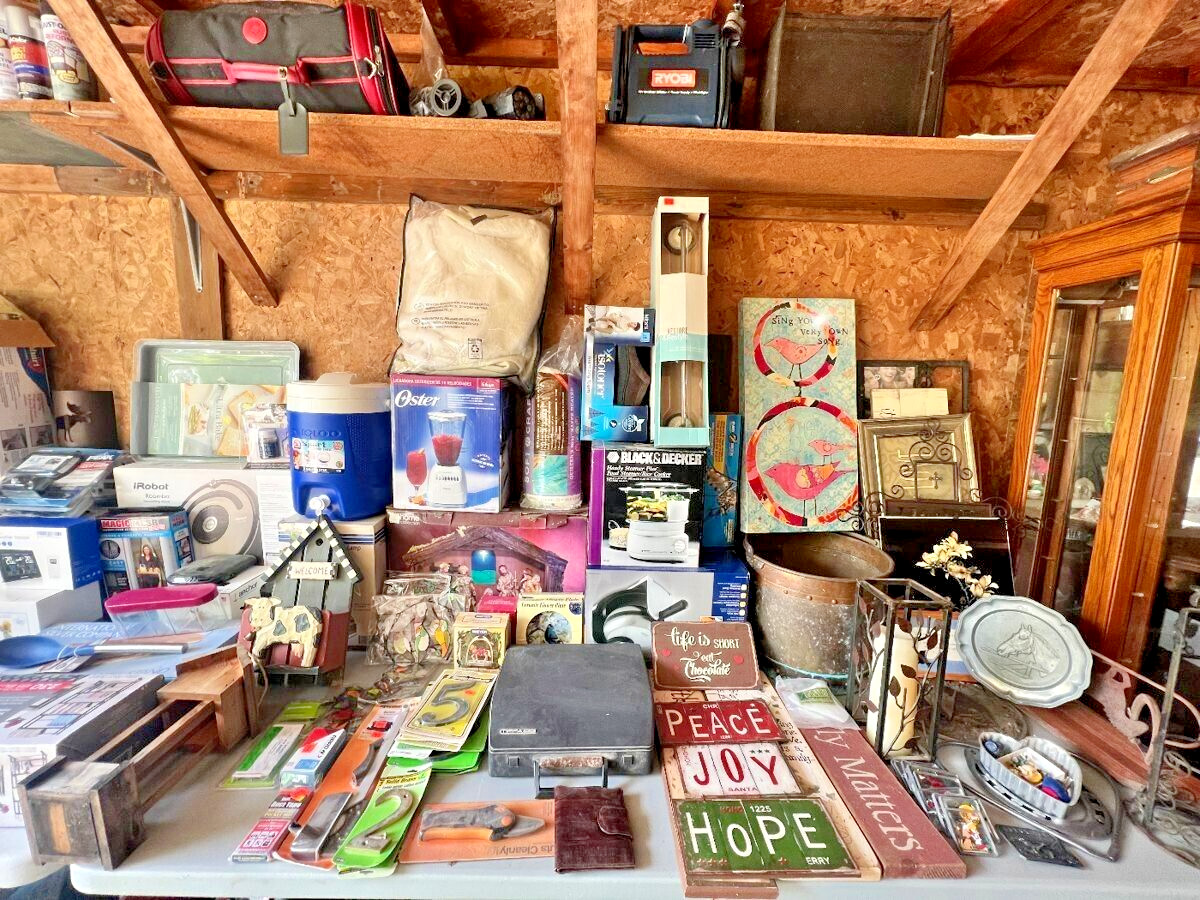 Estate House liquidation -20 pounds Box lot -new /used items-“Bulk Buy”VRV